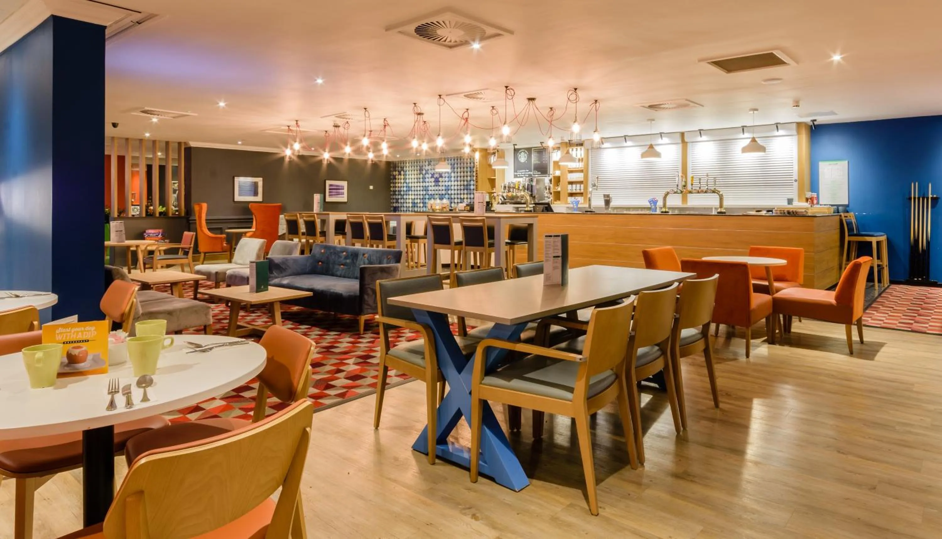 Restaurant/places to eat in Holiday Inn Leeds Garforth by IHG