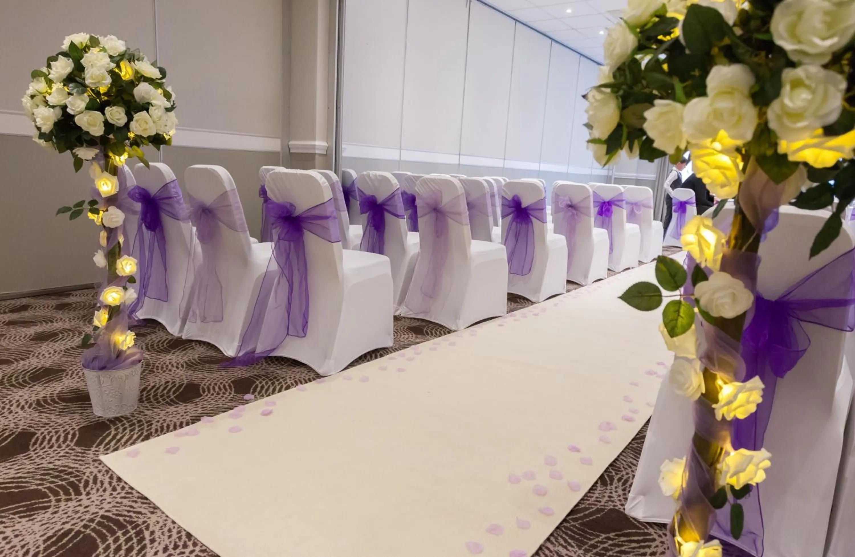 Meeting/conference room in Holiday Inn Leeds Garforth by IHG