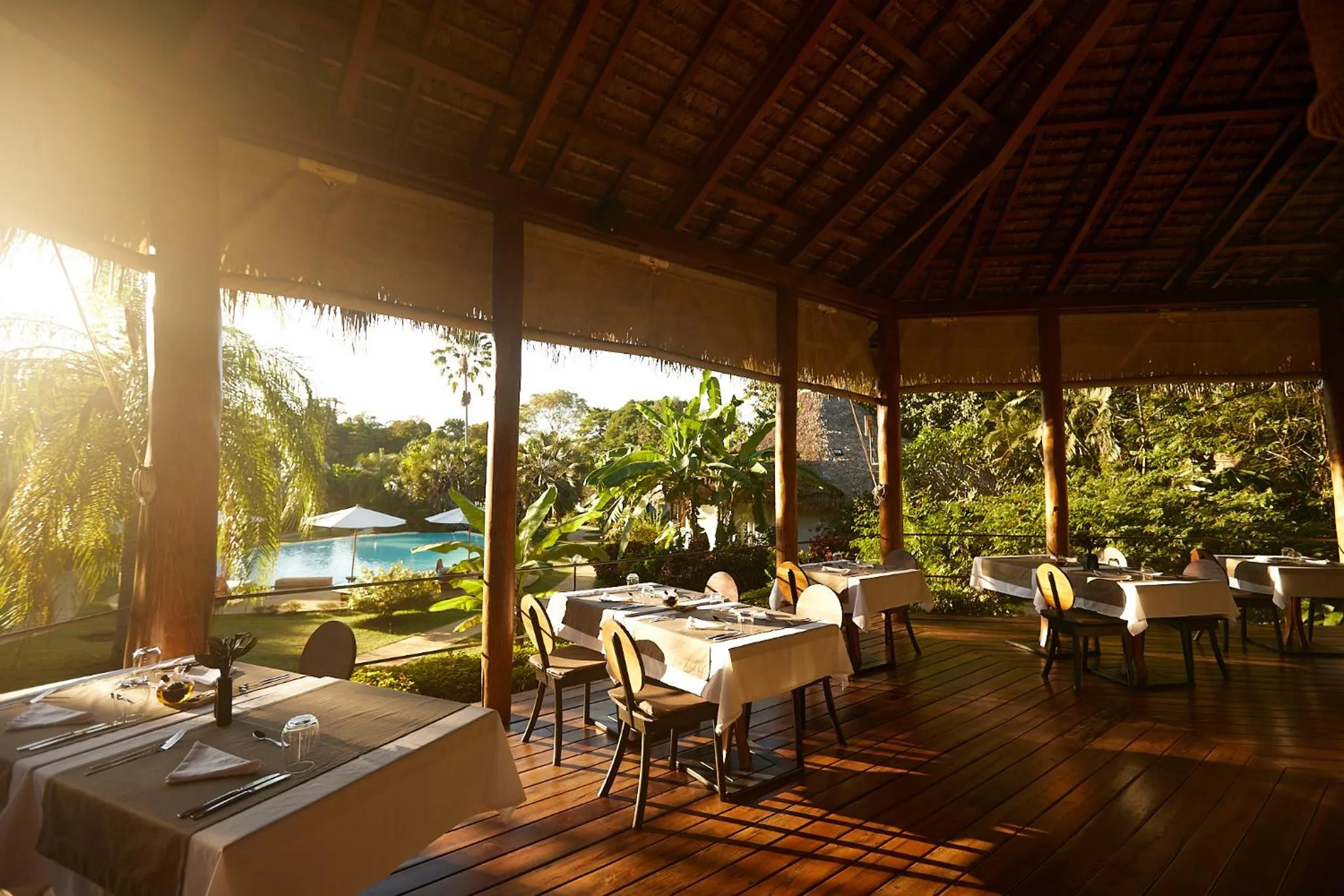 Restaurant/places to eat in Loharano Lodge