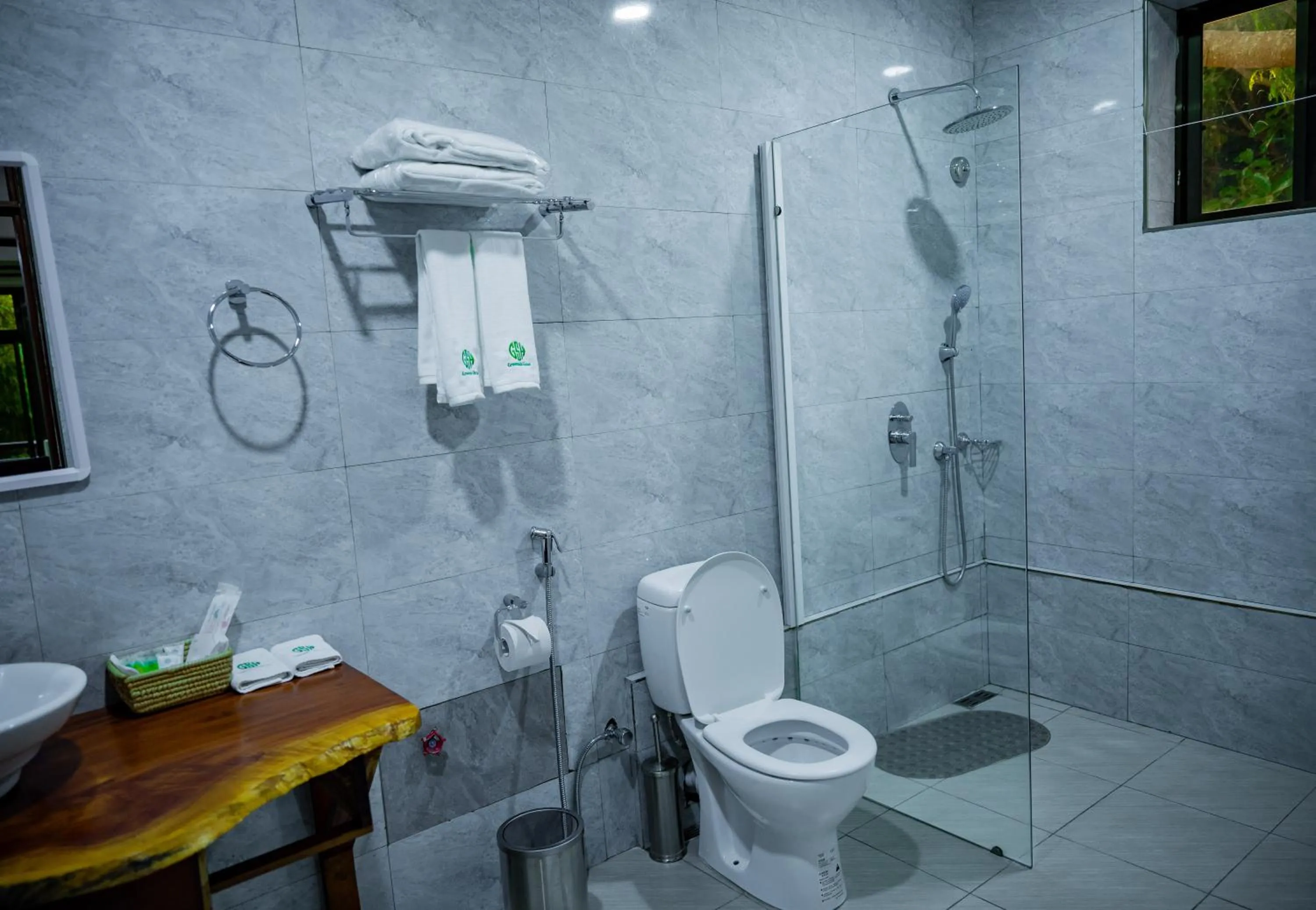 Bathroom in Greenside Hotel