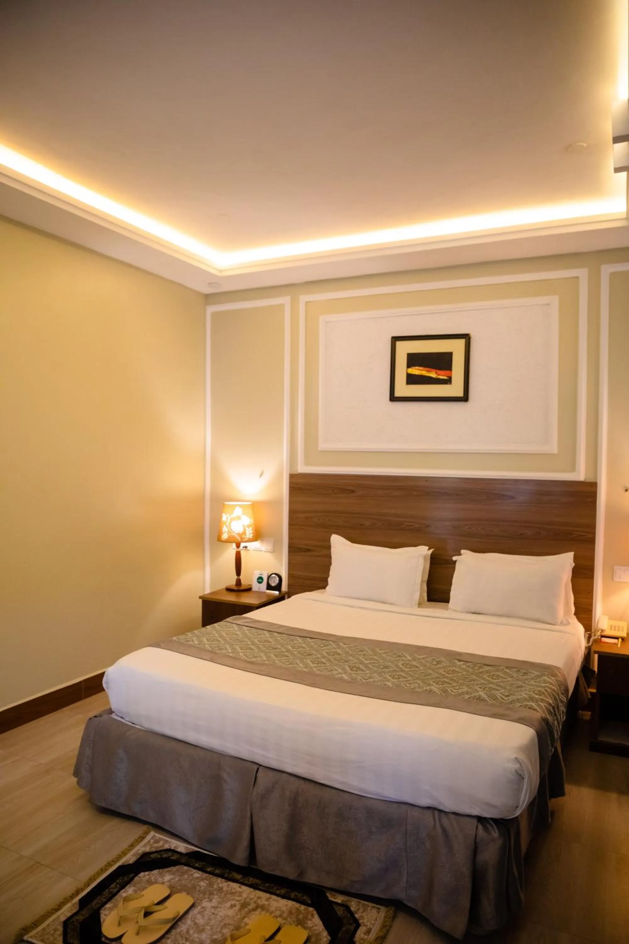 Bedroom, Bed in Greenside Hotel