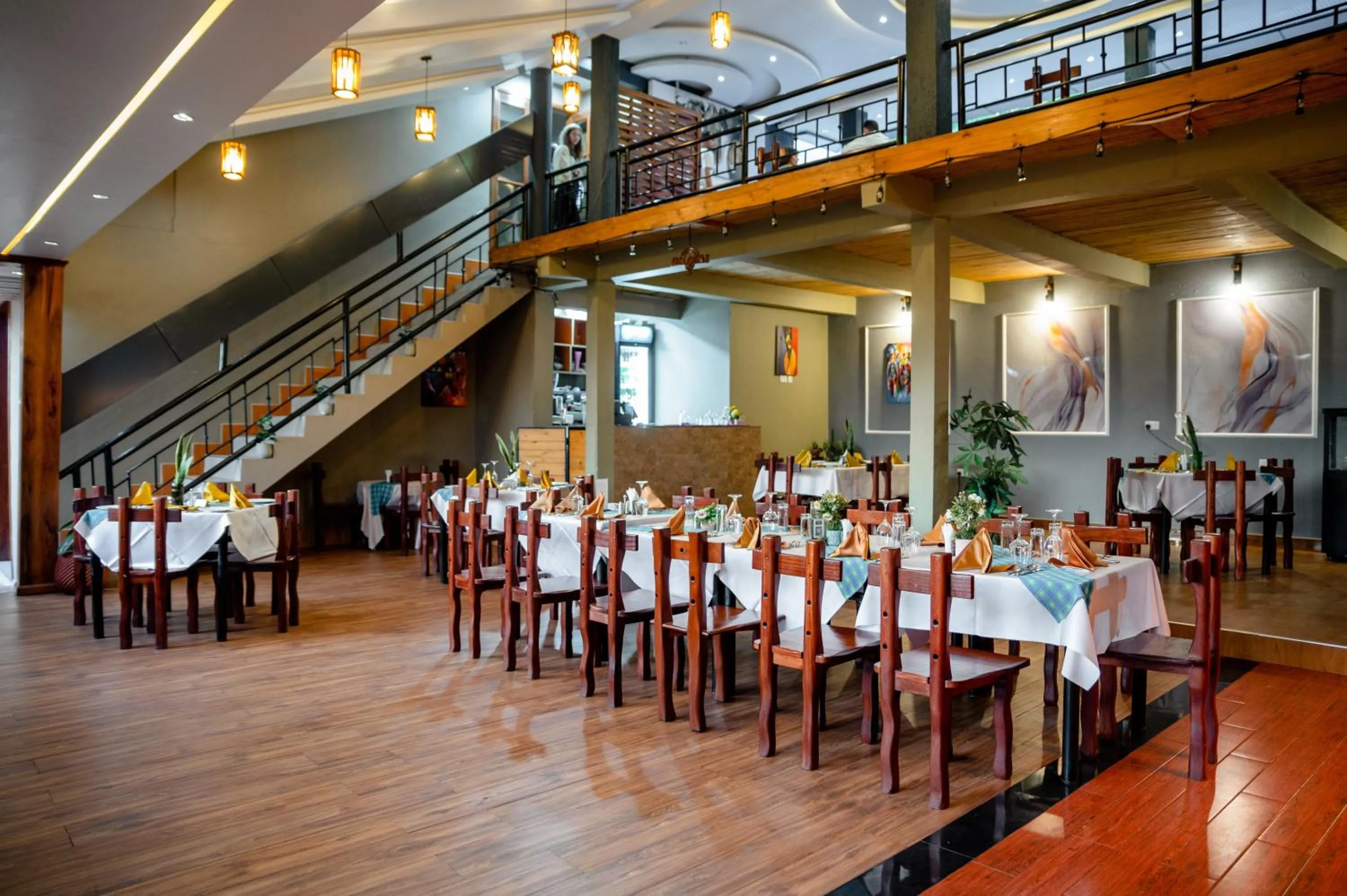 Restaurant/places to eat in Greenside Hotel