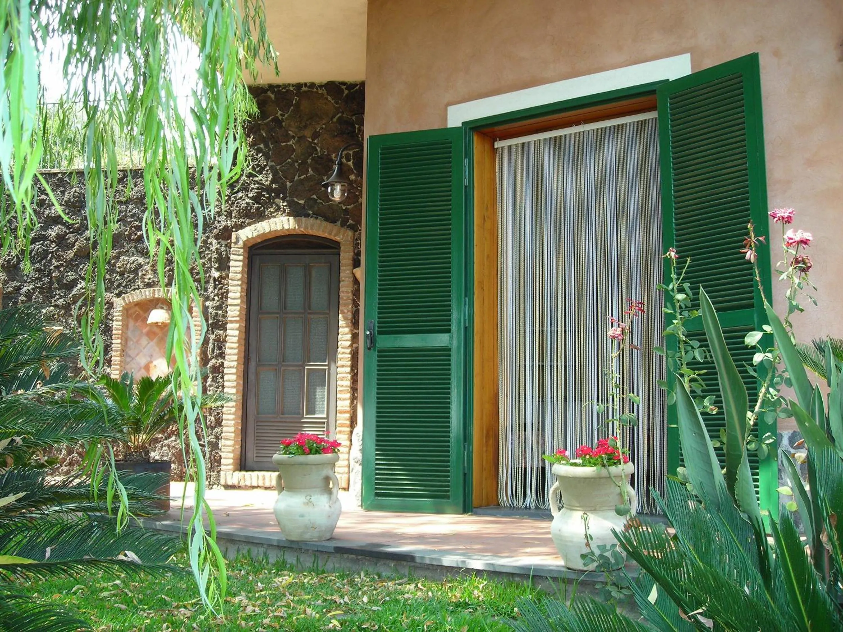 Facade/entrance in B&B Villa Dagala
