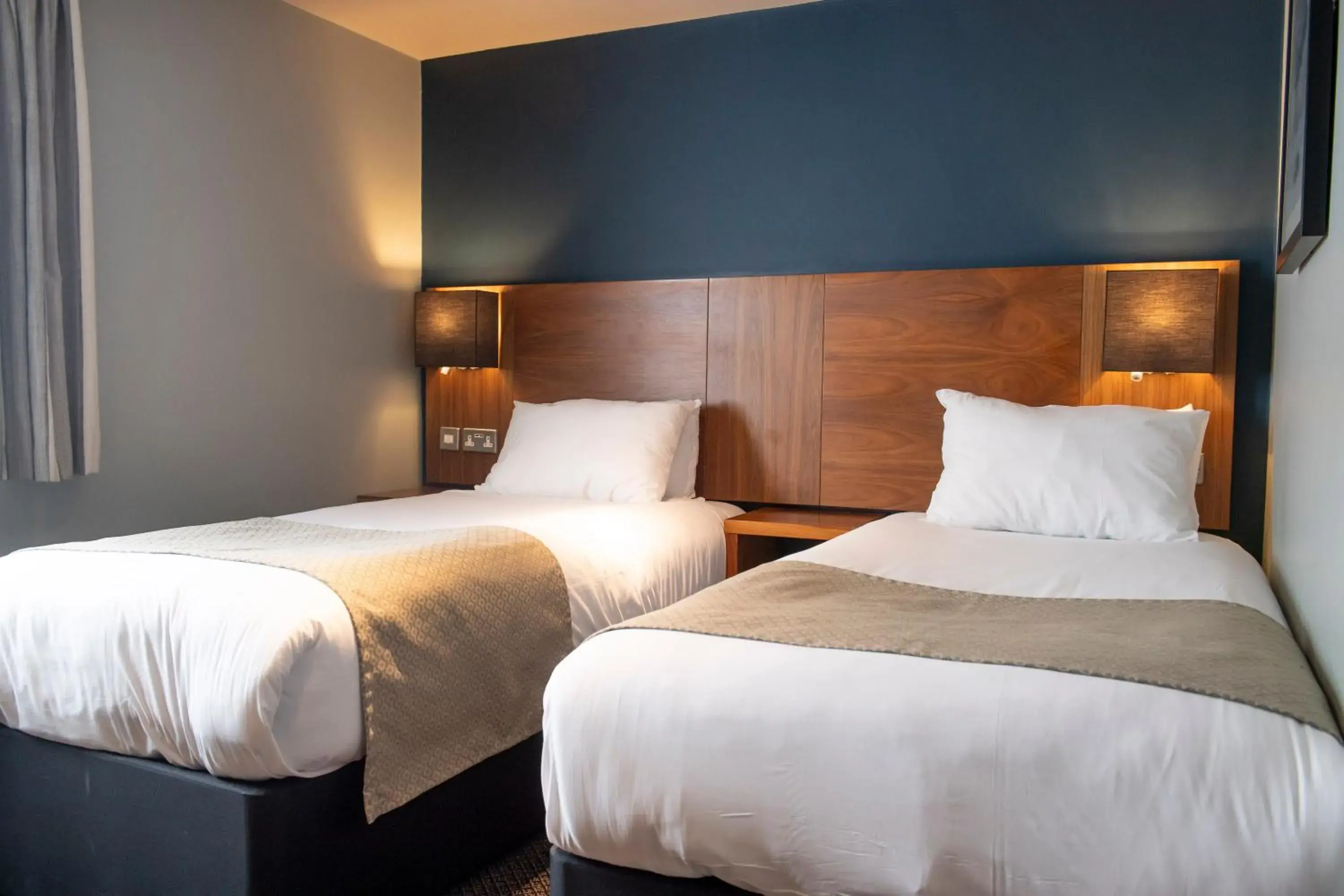 Standard Twin Room in The White Hart by Innkeeper's Collection Standard Twin Room in The White Hart by Innkeeper's Collection