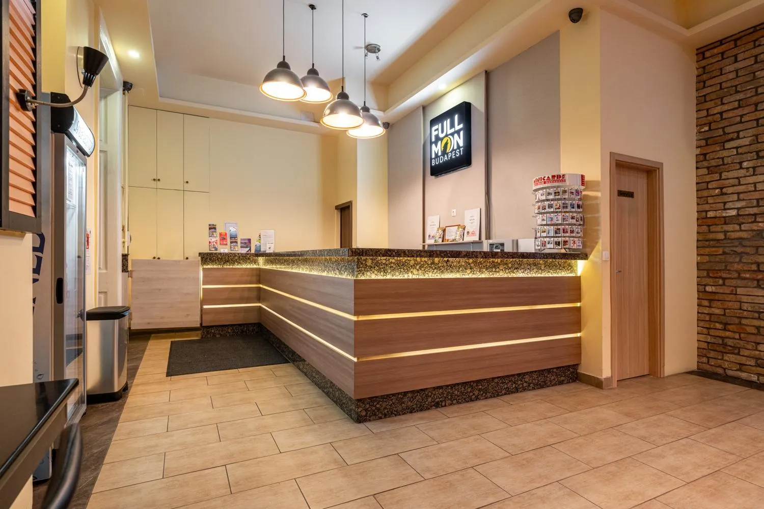Lobby or reception in Full Moon Budapest