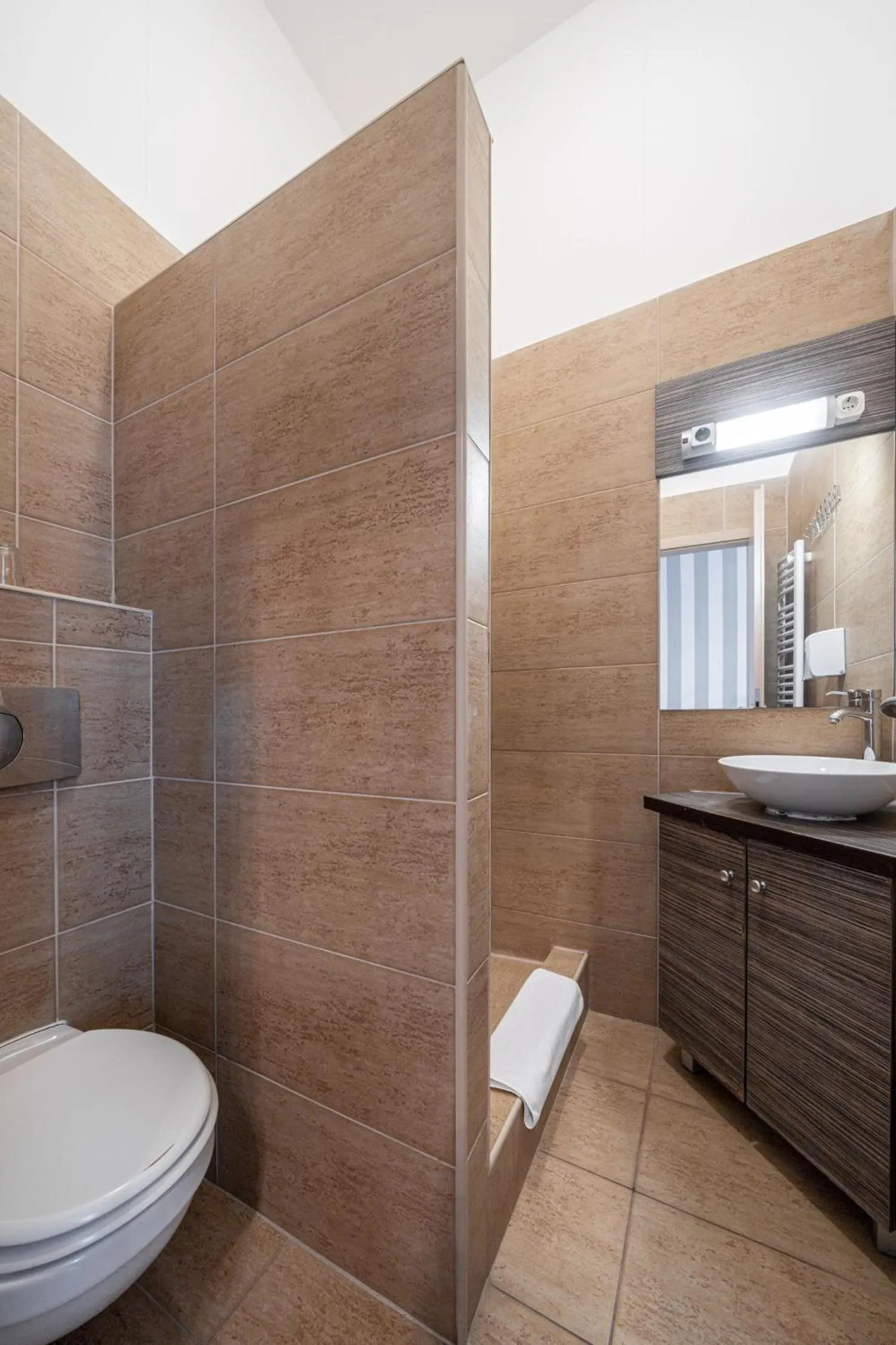 Bathroom in Full Moon Budapest