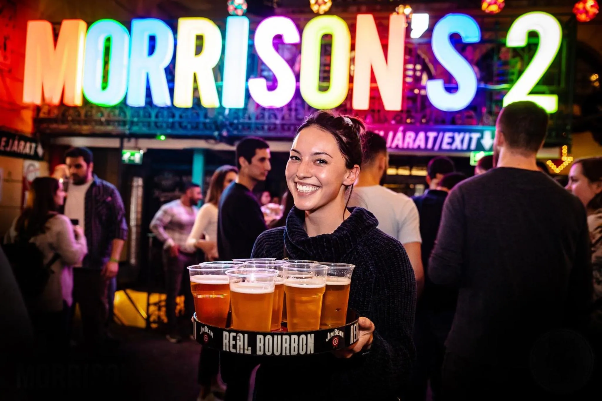 Property building in Full Moon Budapest