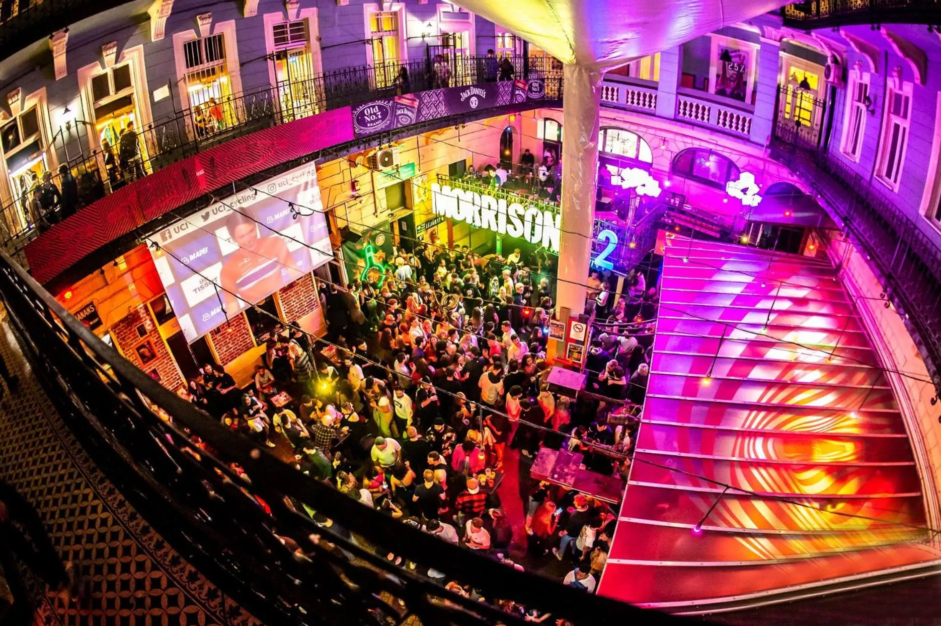 Property building in Full Moon Budapest