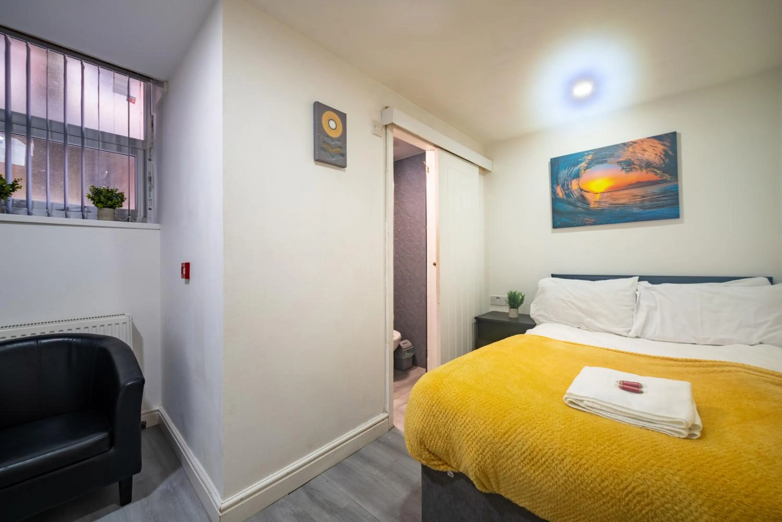 Bed in Driftwood Rooms