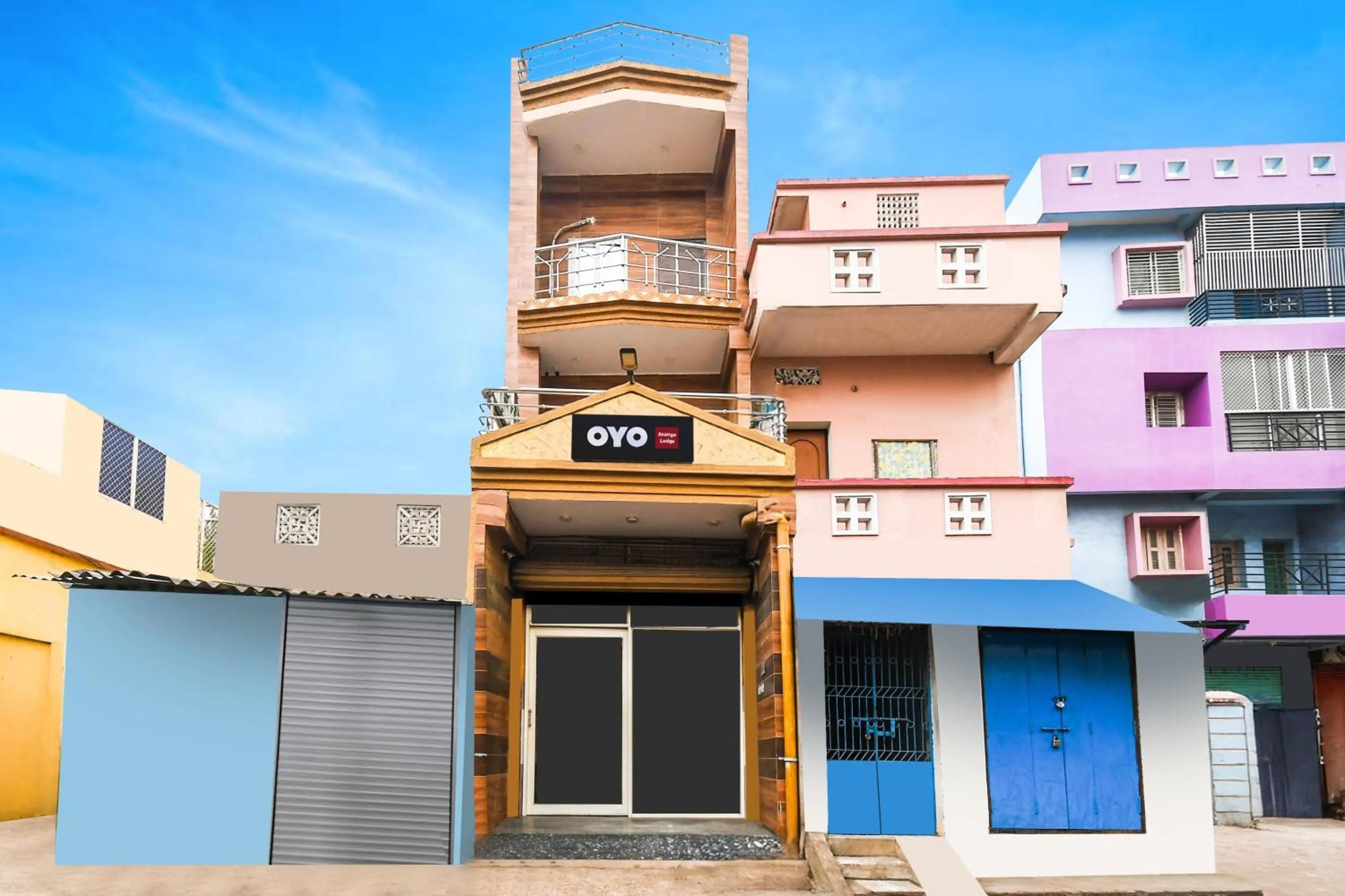 Facade/entrance in Hotel O Paschima dwar Jagannath temple formerly Ananga Lodge