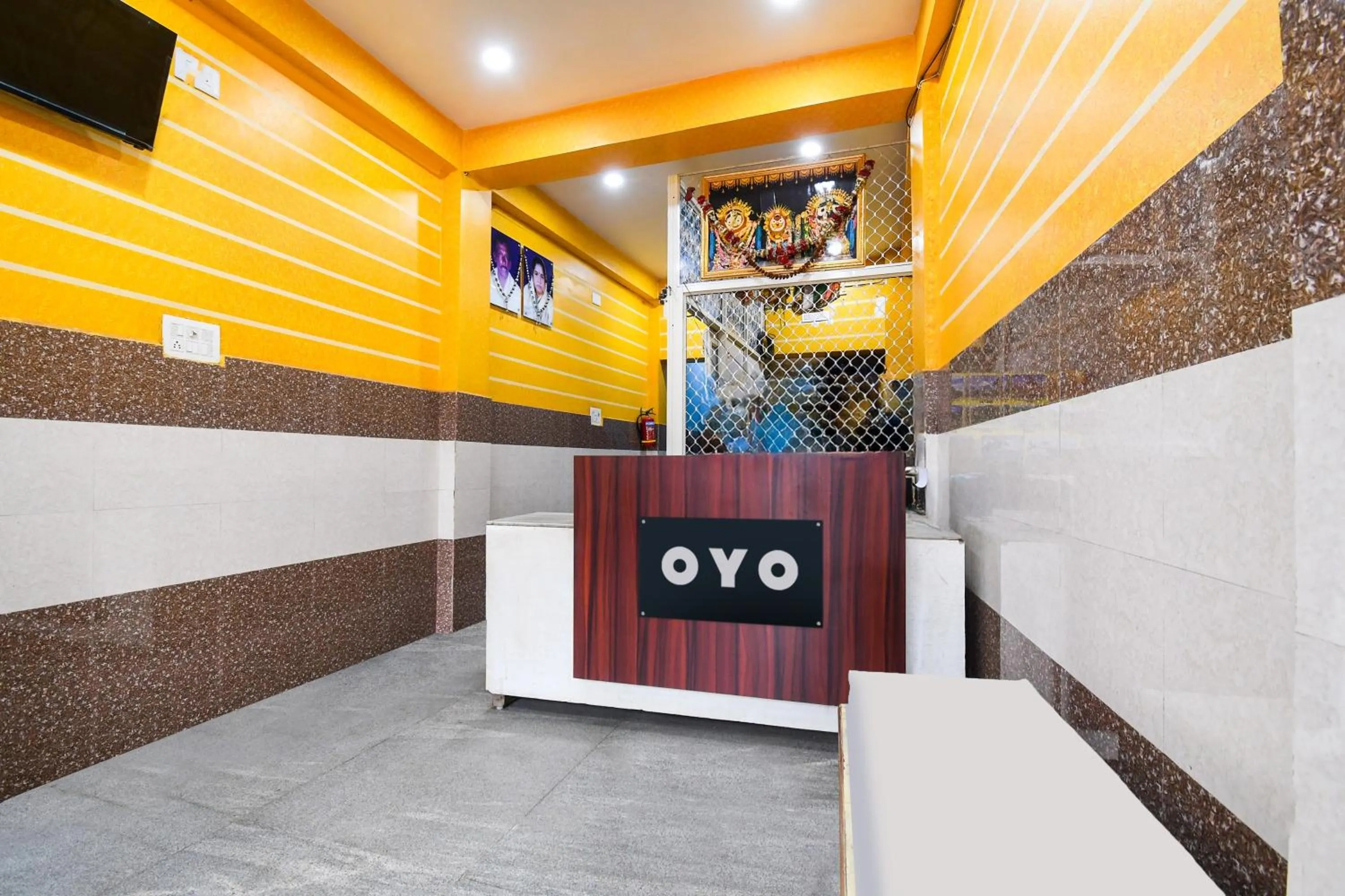 Lobby or reception in Hotel O Paschima dwar Jagannath temple formerly Ananga Lodge