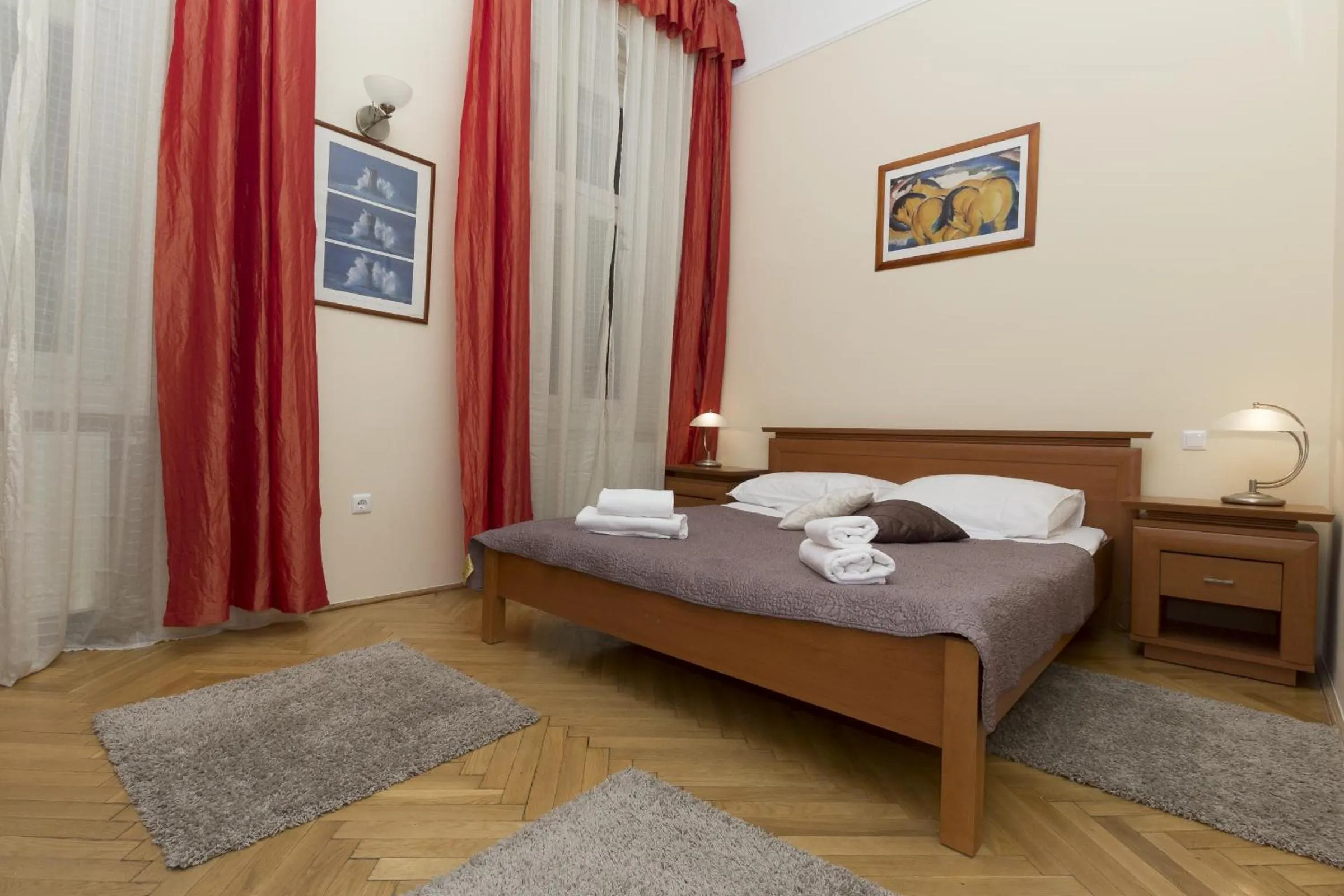 Photo of the whole room, Bed in Budapest Bed and Breakfast