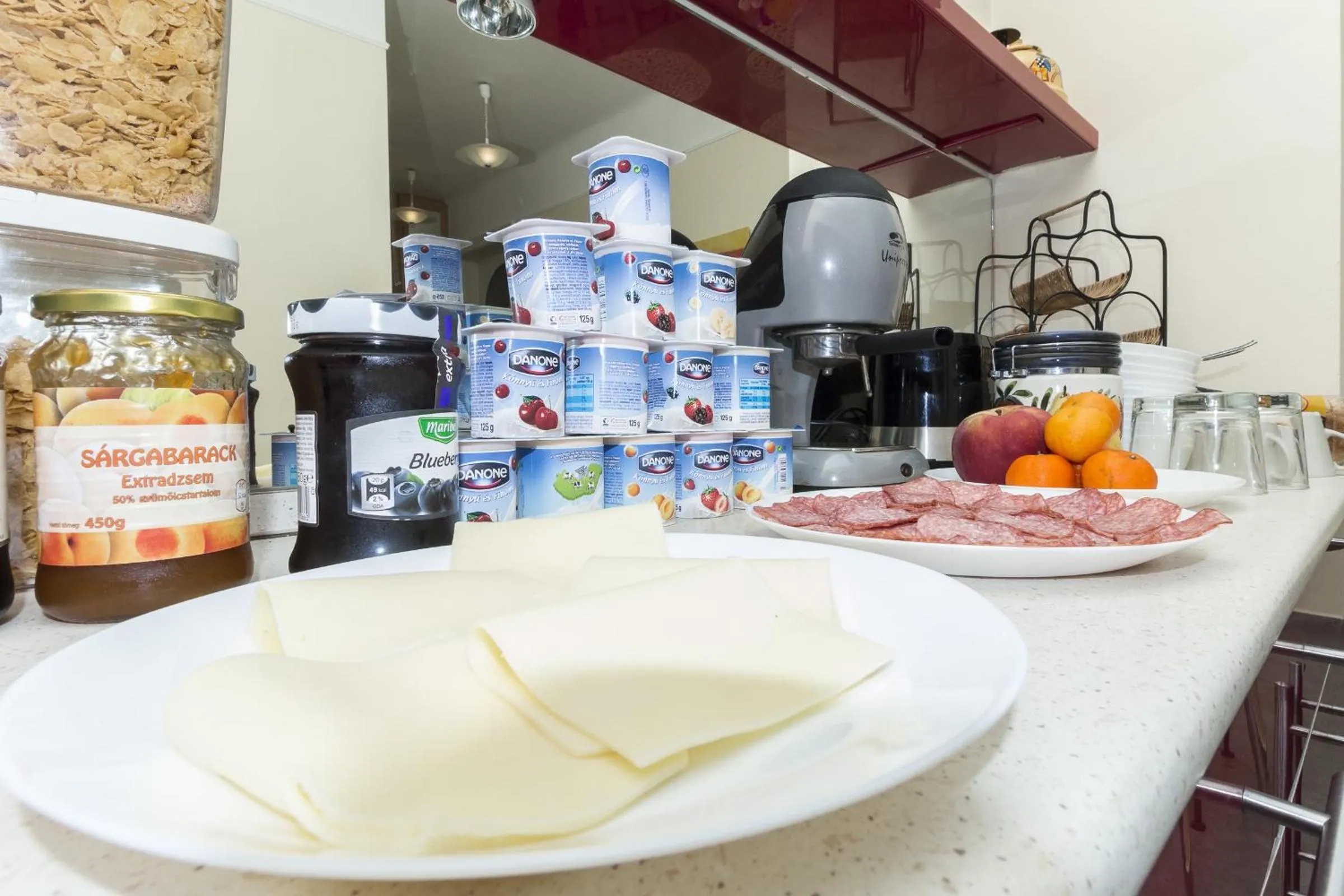Kitchen or kitchenette in Budapest Bed and Breakfast
