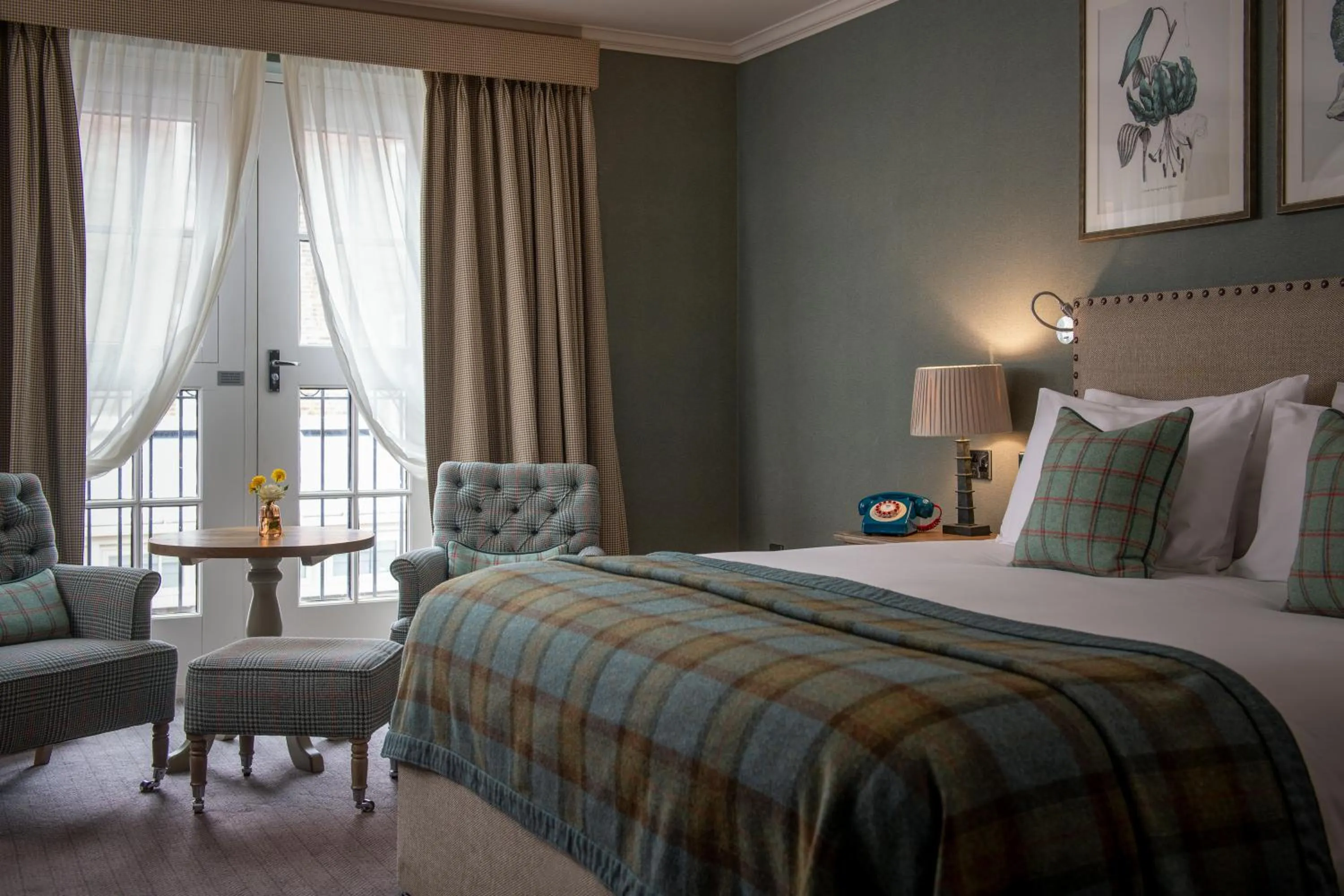 Bedroom, Bed in The Beverley Arms Hotel