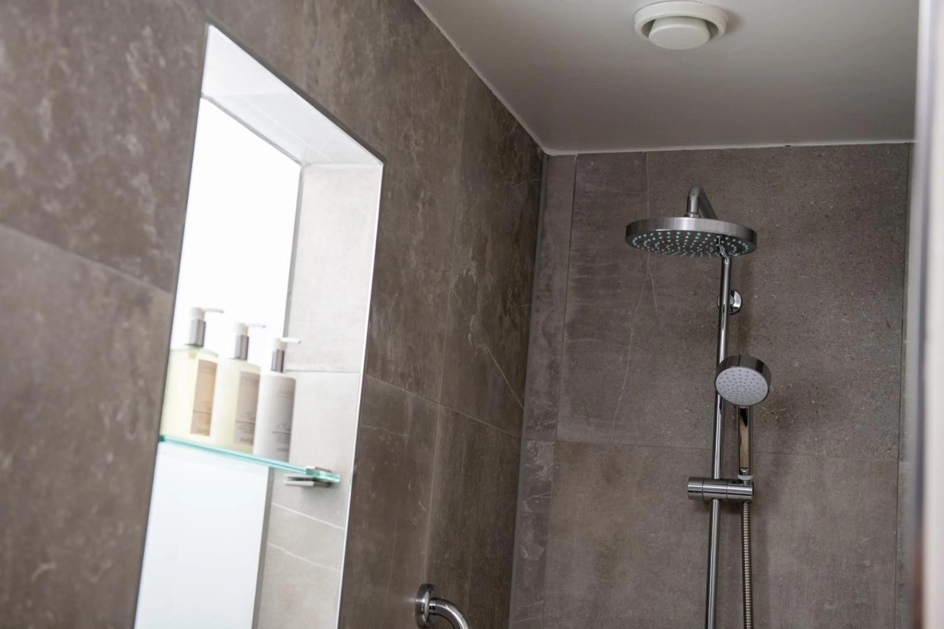 Bathroom in The Beverley Arms Hotel