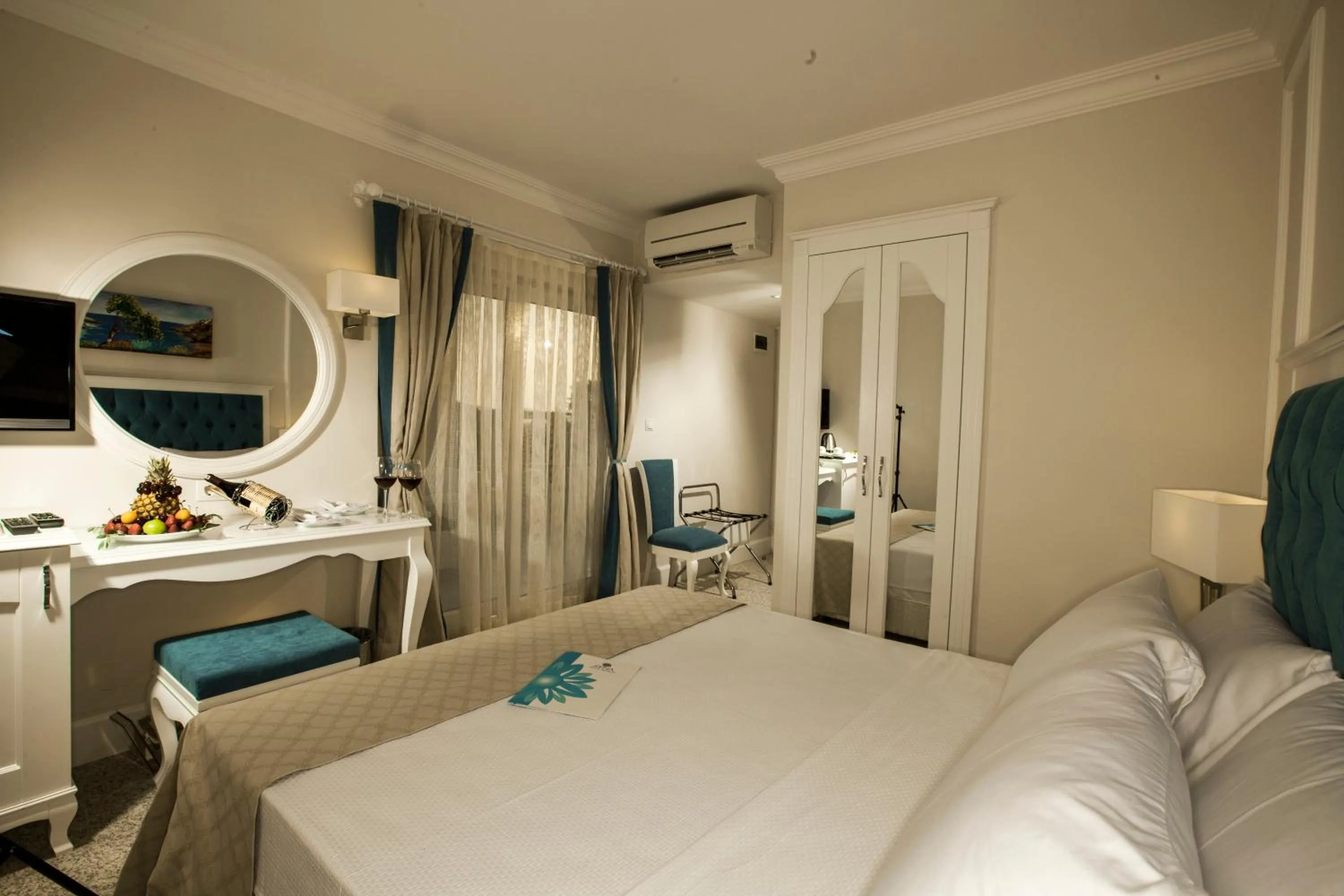 Bed in Zena Hotel Bodrum