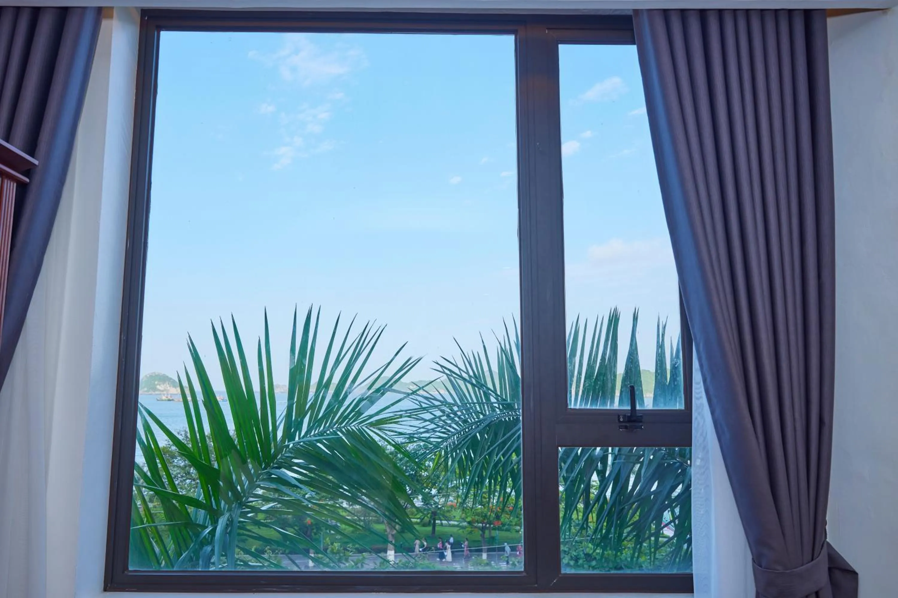 Natural landscape in Gieng Ngoc Sea moutain View Cat Ba