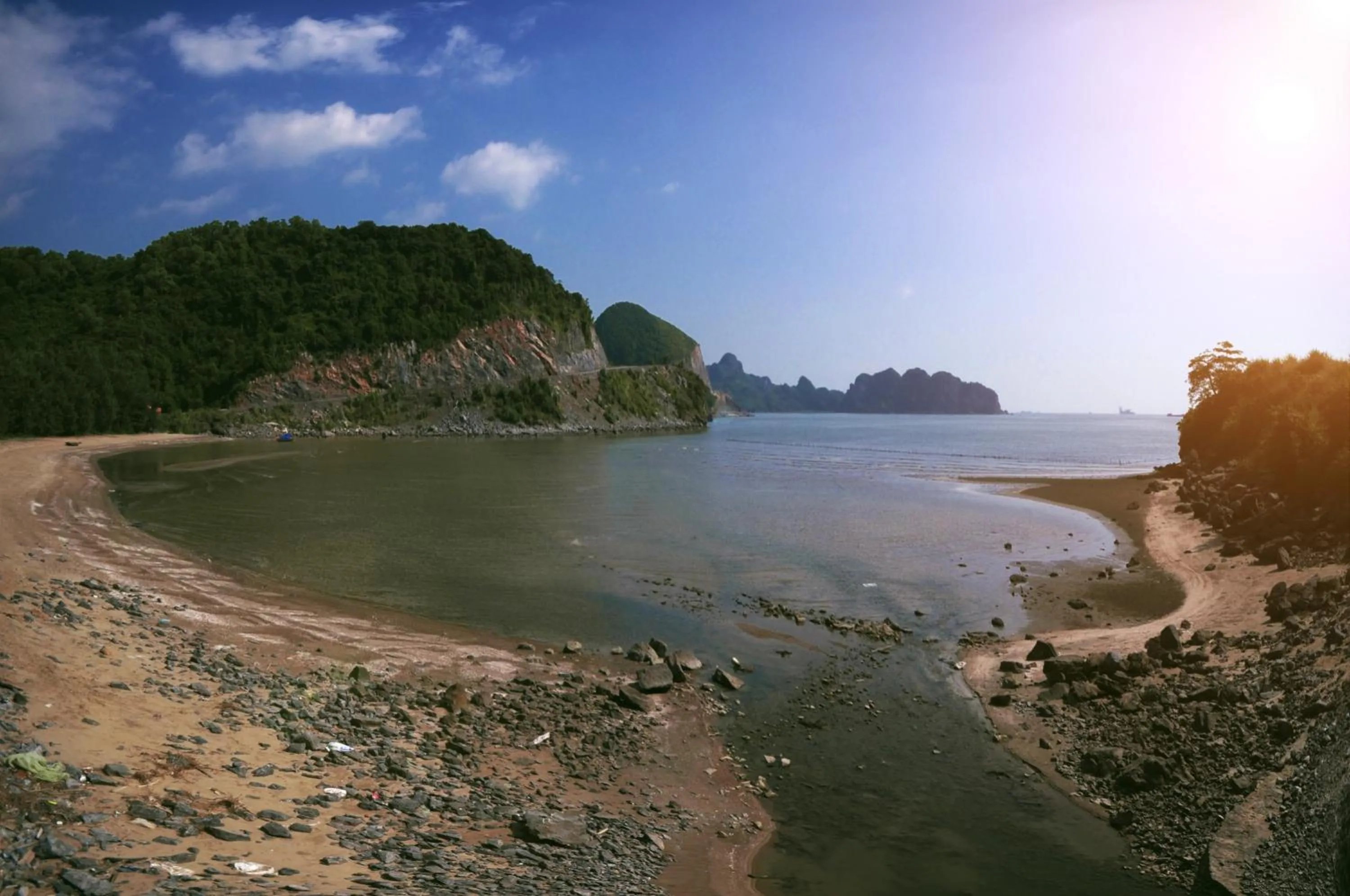 Property building in Gieng Ngoc Sea moutain View Cat Ba