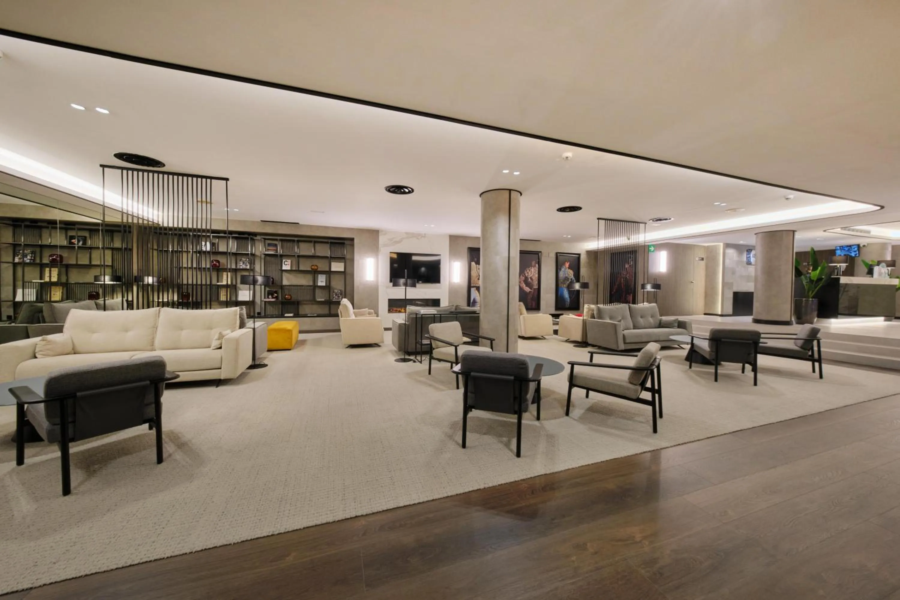 Lobby or reception in 1881 Madrid Ventas Hotel