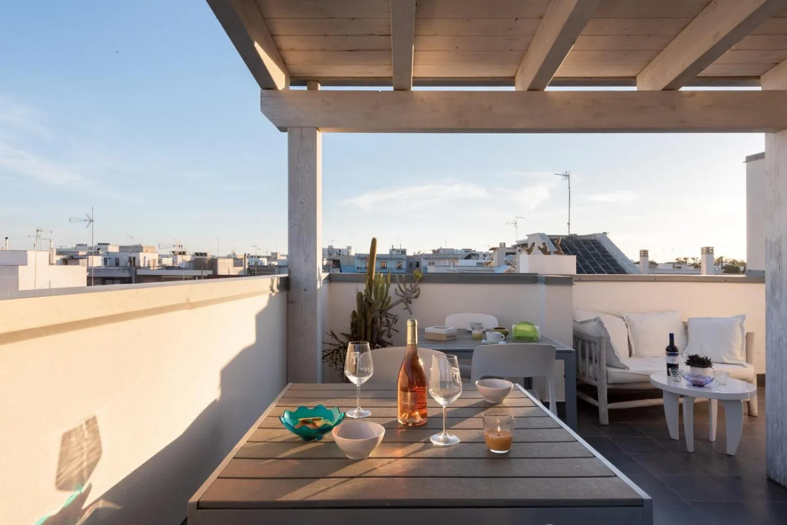 Balcony/Terrace in B&B White con Parcheggio Privato
