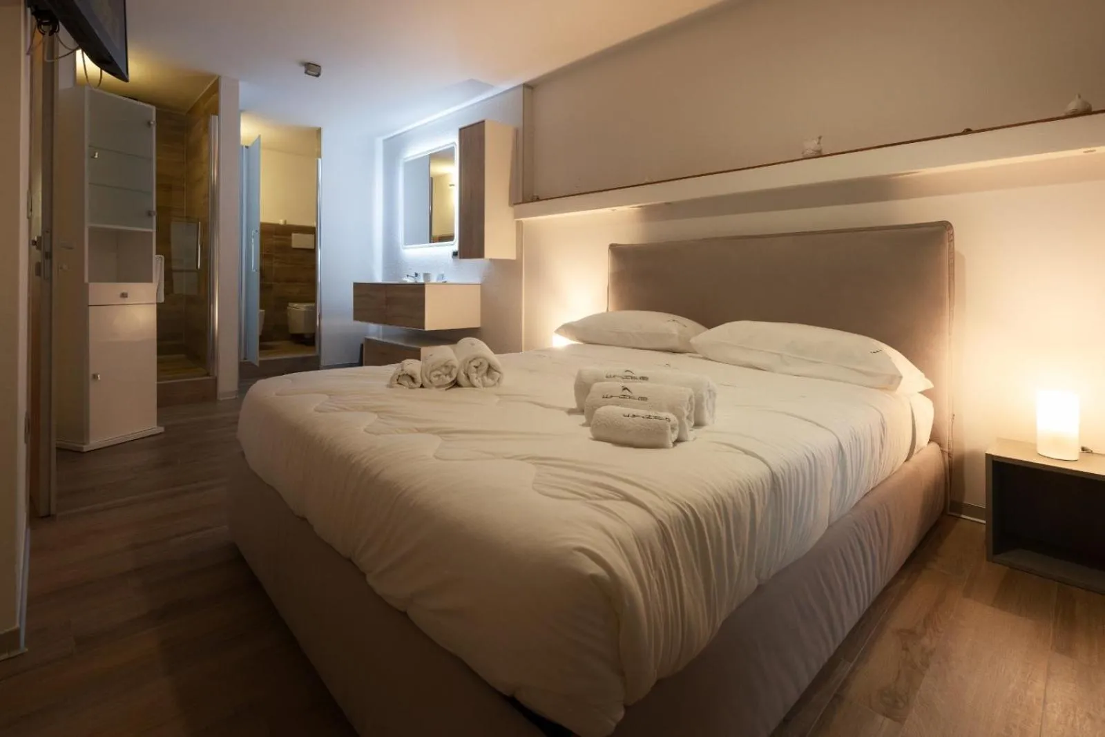Bedroom, Bed in B&B White con Parcheggio Privato