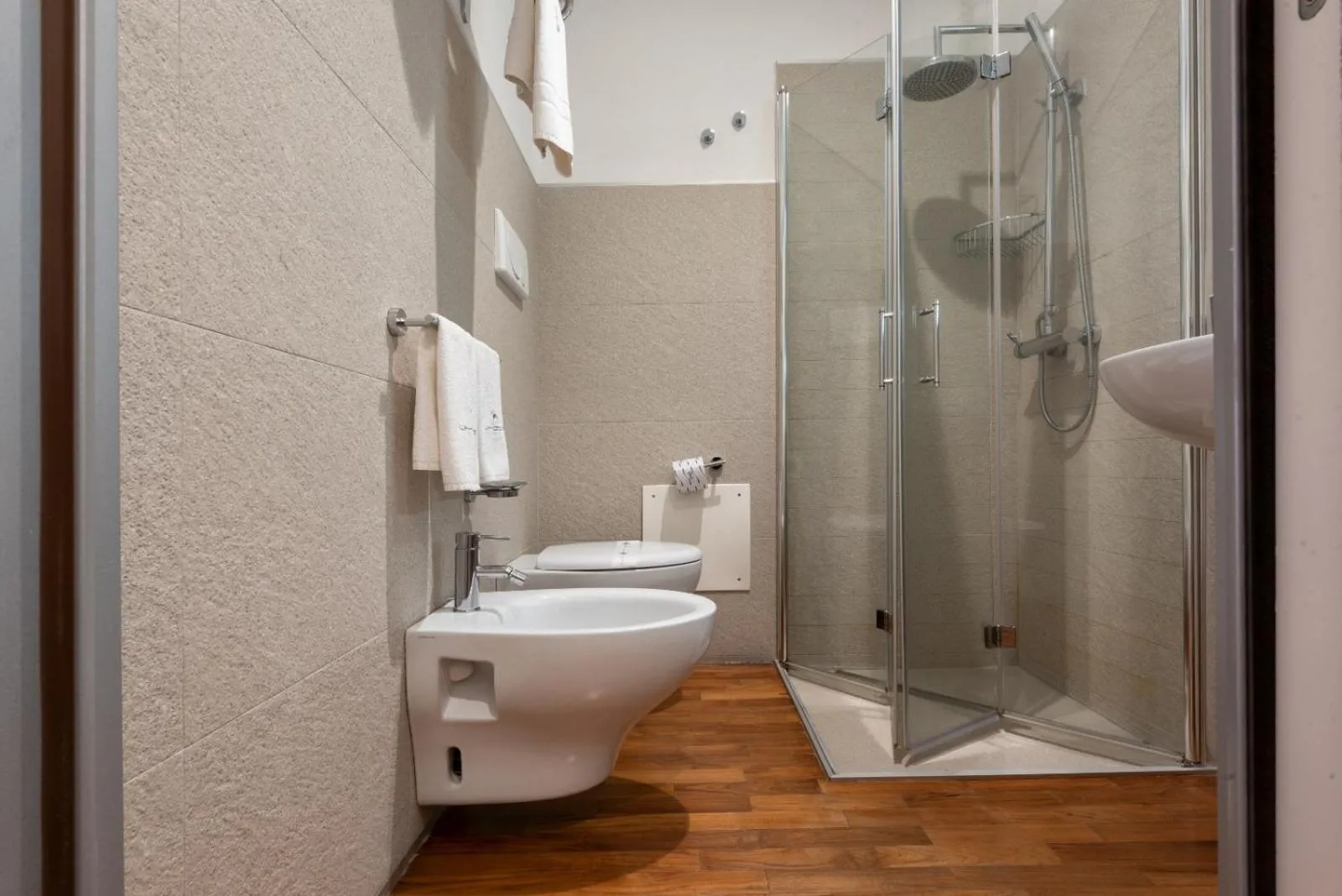 Bathroom in B&B White con Parcheggio Privato