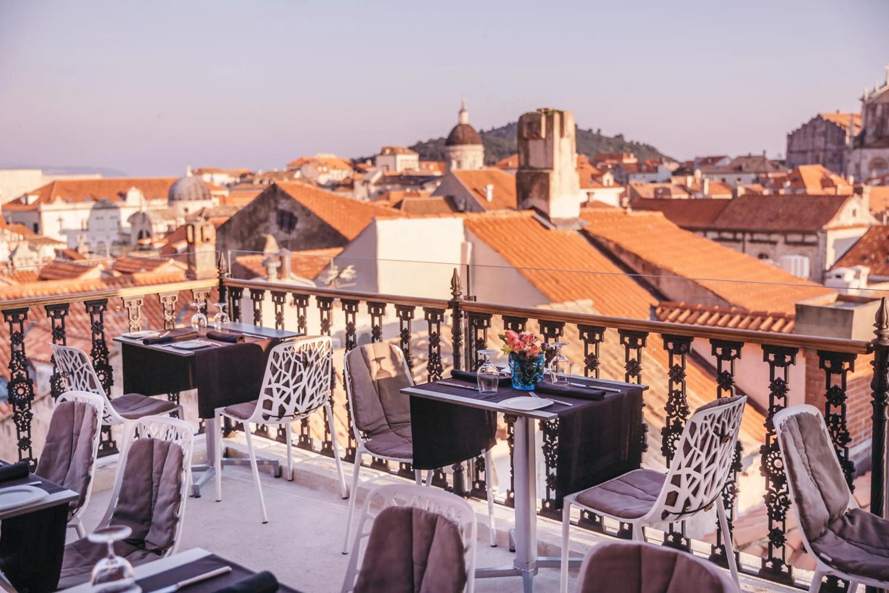 Restaurant/places to eat in Prijeko Palace