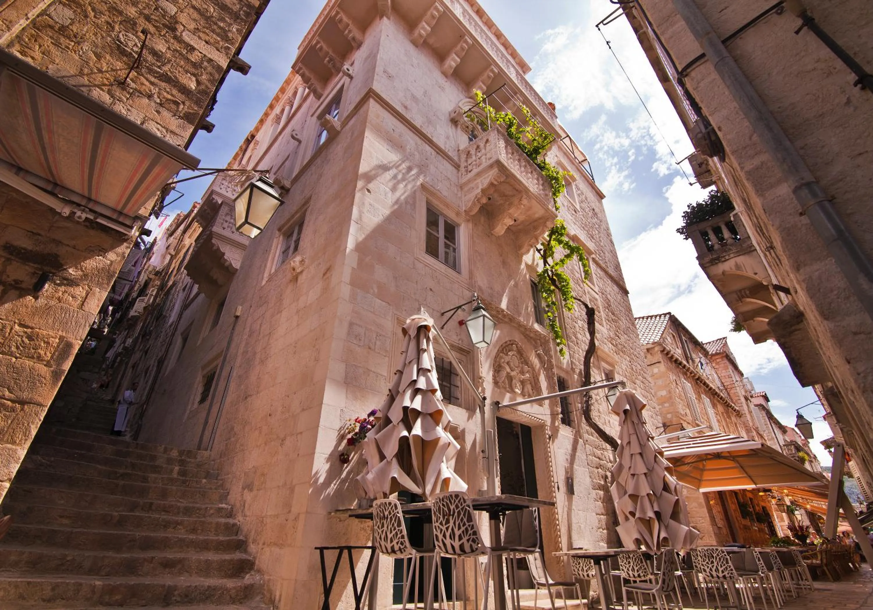 Facade/entrance in Prijeko Palace