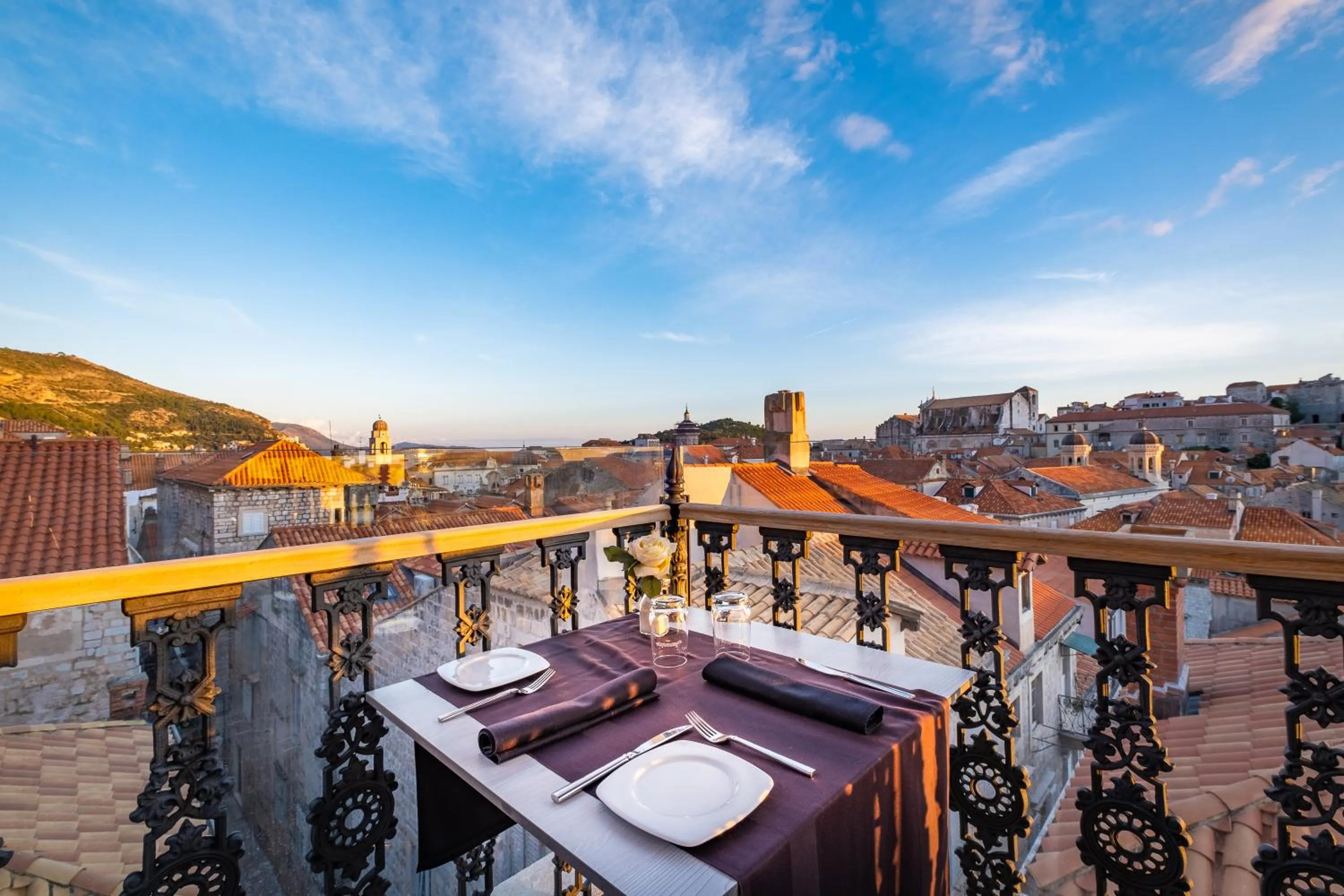 Restaurant/places to eat in Prijeko Palace