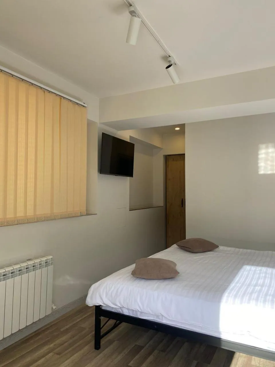 Bed in Taniqinn Dilijan Hotel