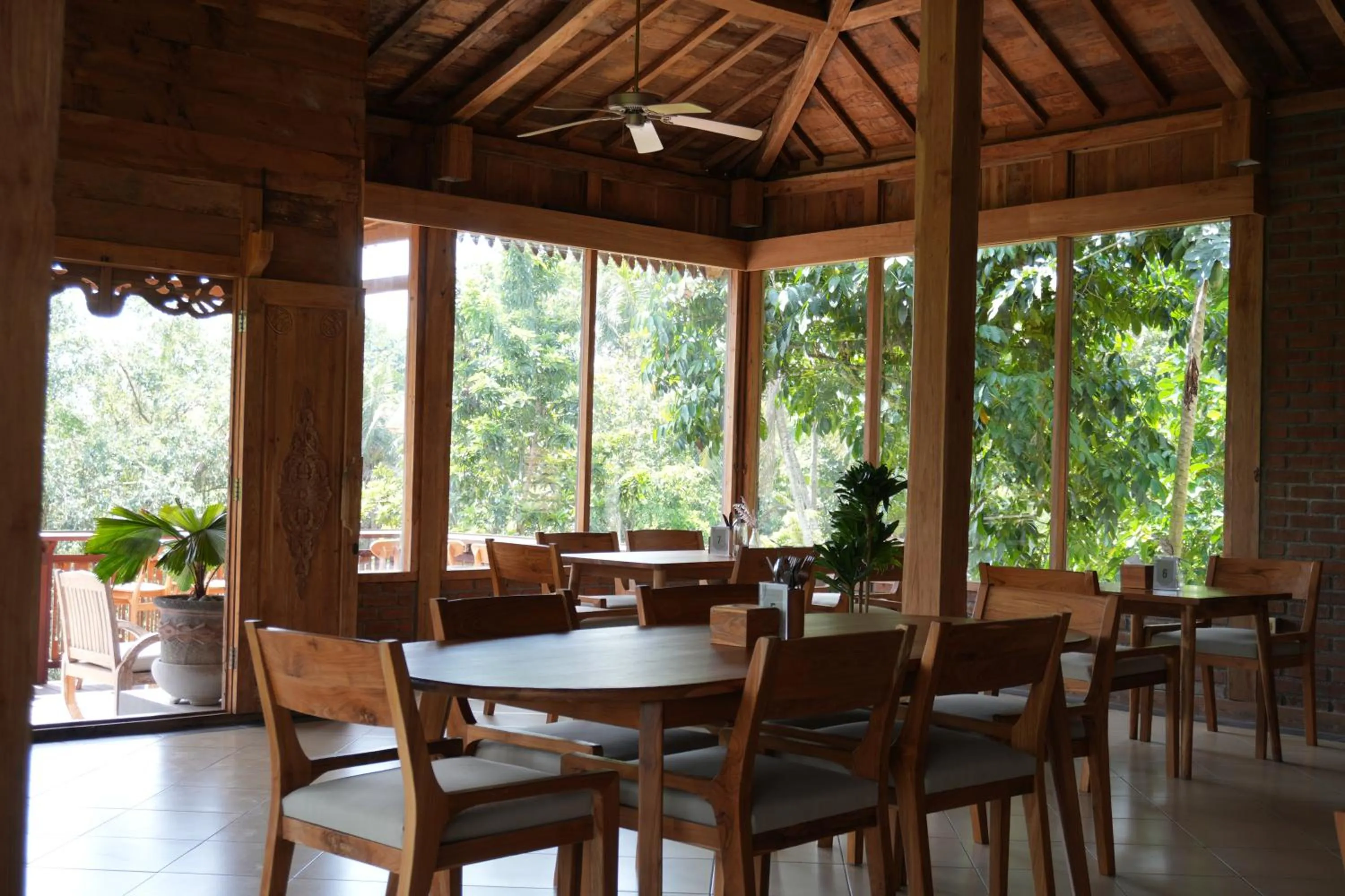 Restaurant/places to eat in Nunu Bali Eco Friendly Retreat