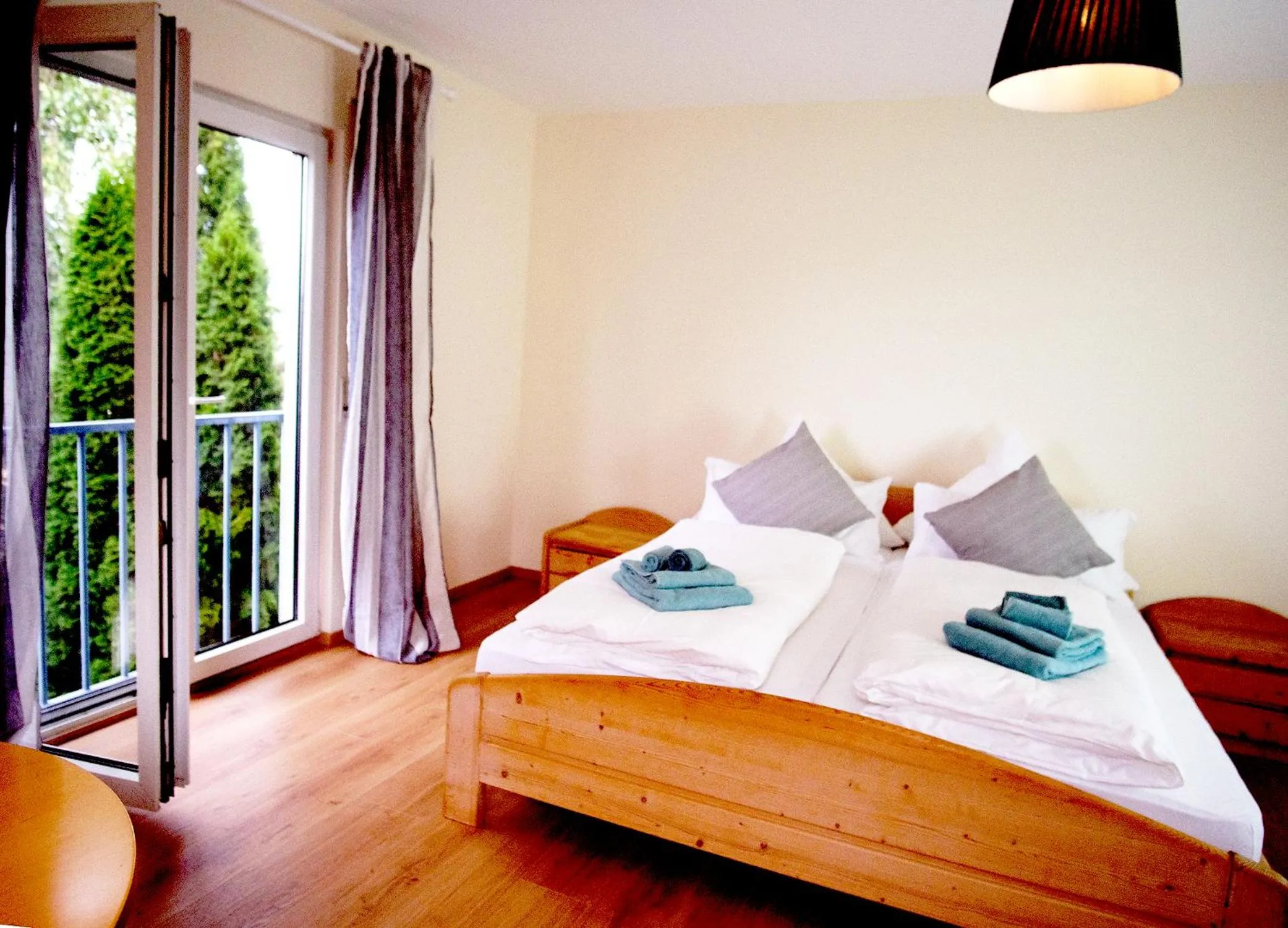 Bed in Apartmenthaus Oberndorf