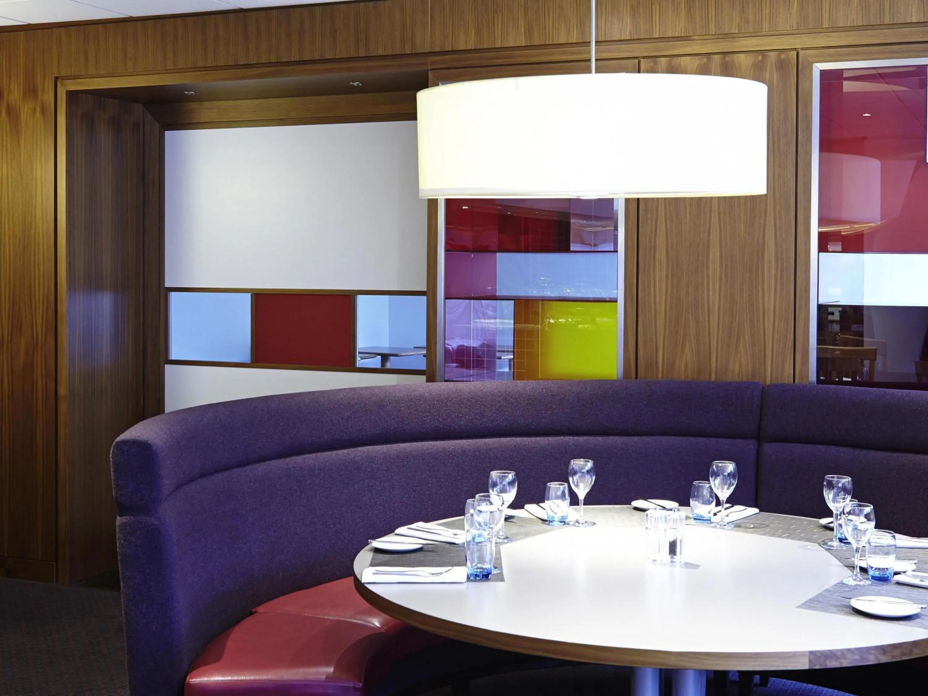 Restaurant/places to eat in Novotel Wolverhampton City Centre