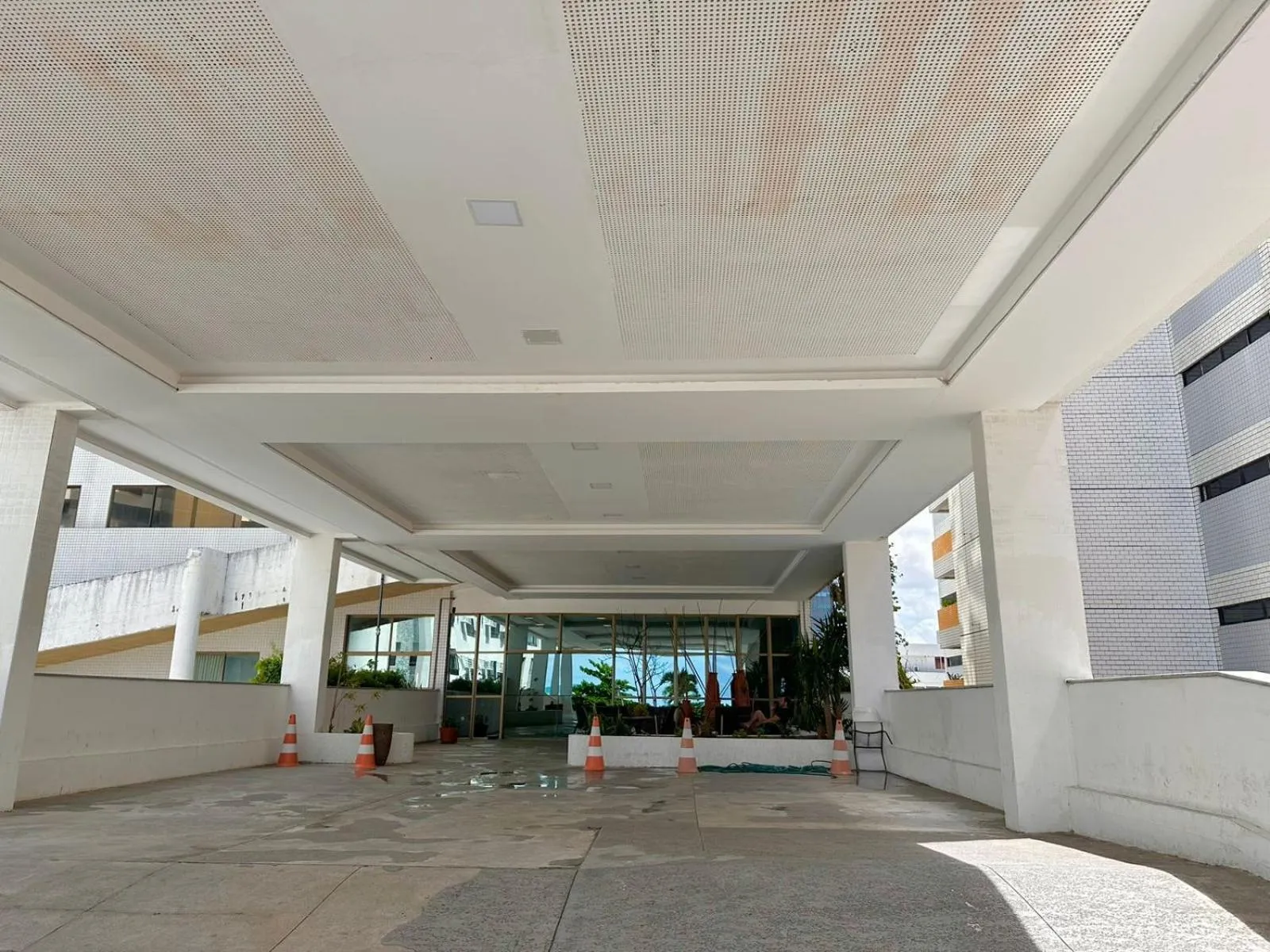 Facade/entrance in HY Apartments & Hotels