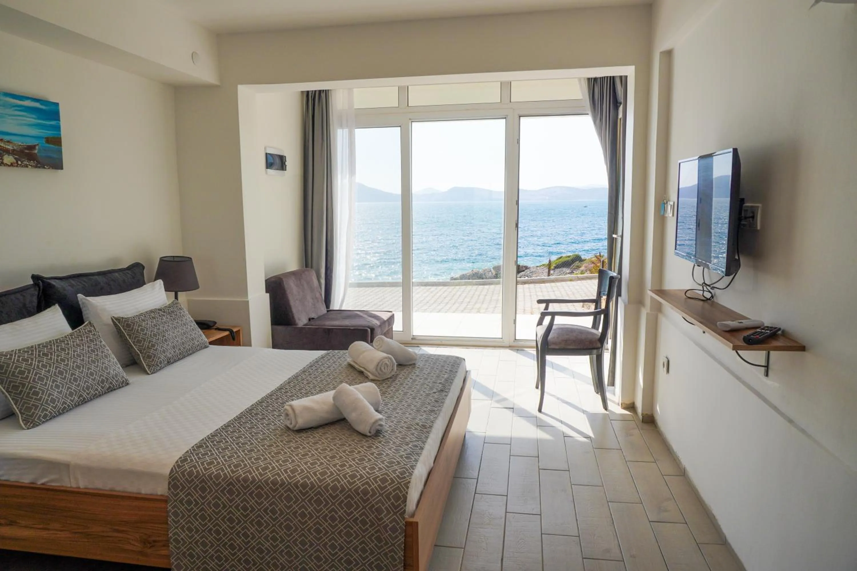 Photo of the whole room, Bed in Ni Marin Hotel