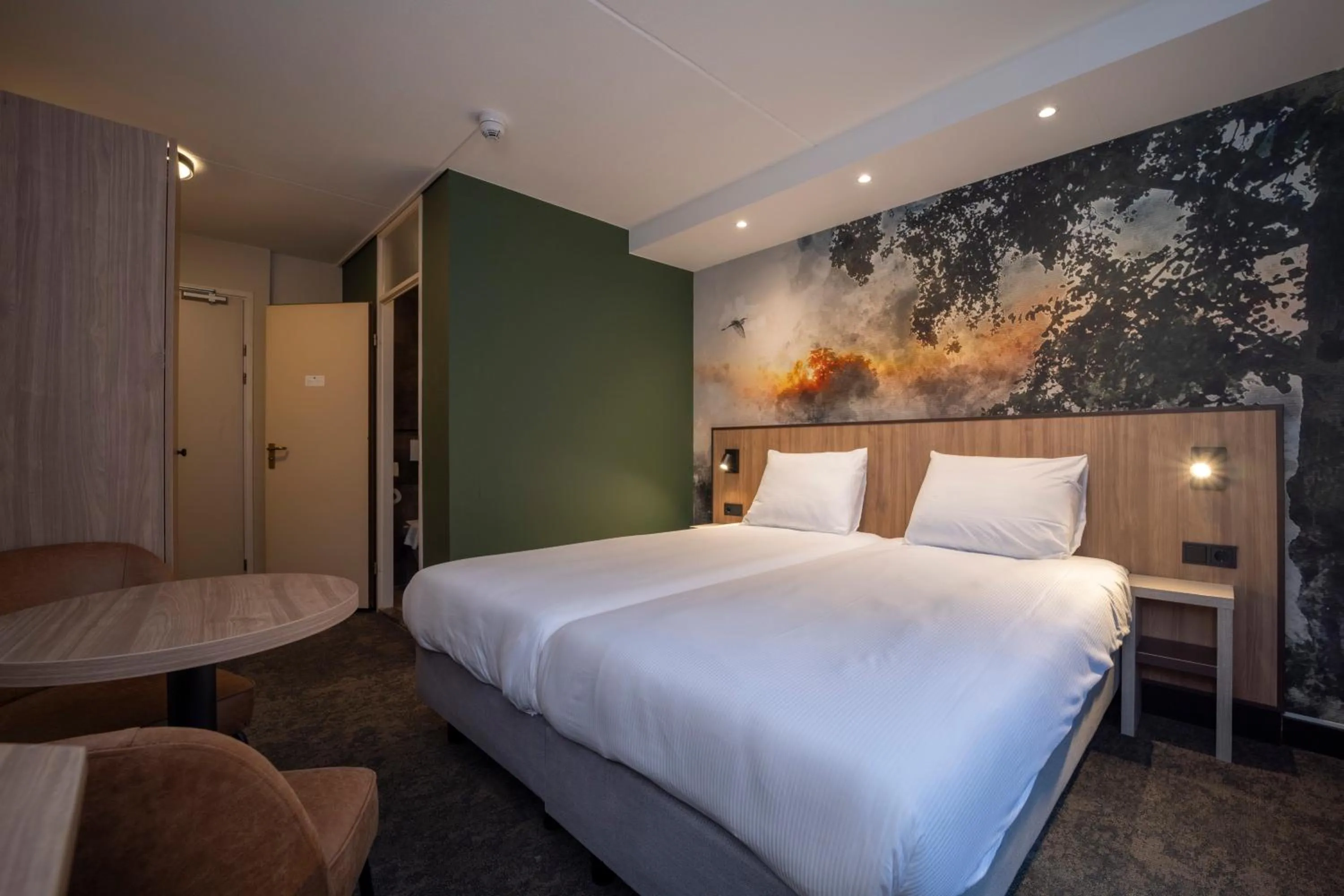 Bedroom, Bed in Fletcher Hotel Restaurant Rooland