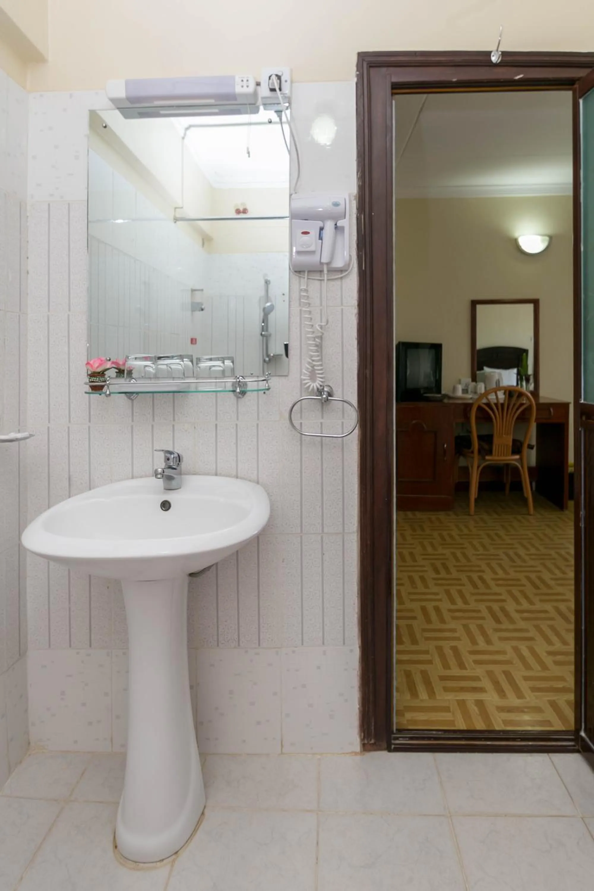 Bathroom in Fahari Gardens Hotel