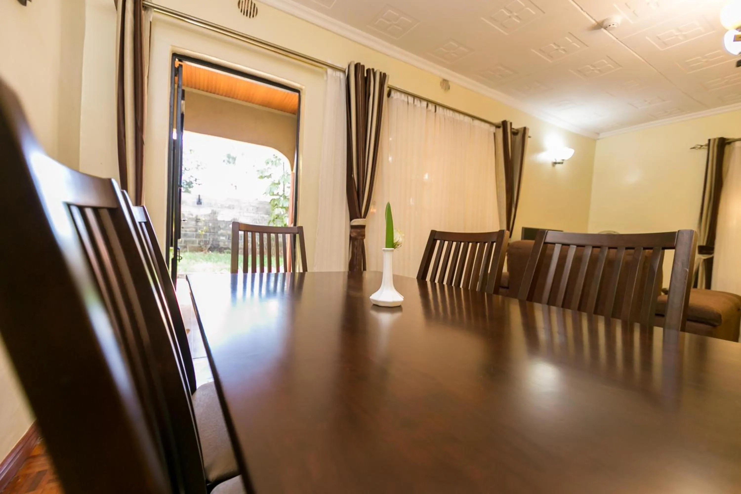 Dining area in Fahari Gardens Hotel