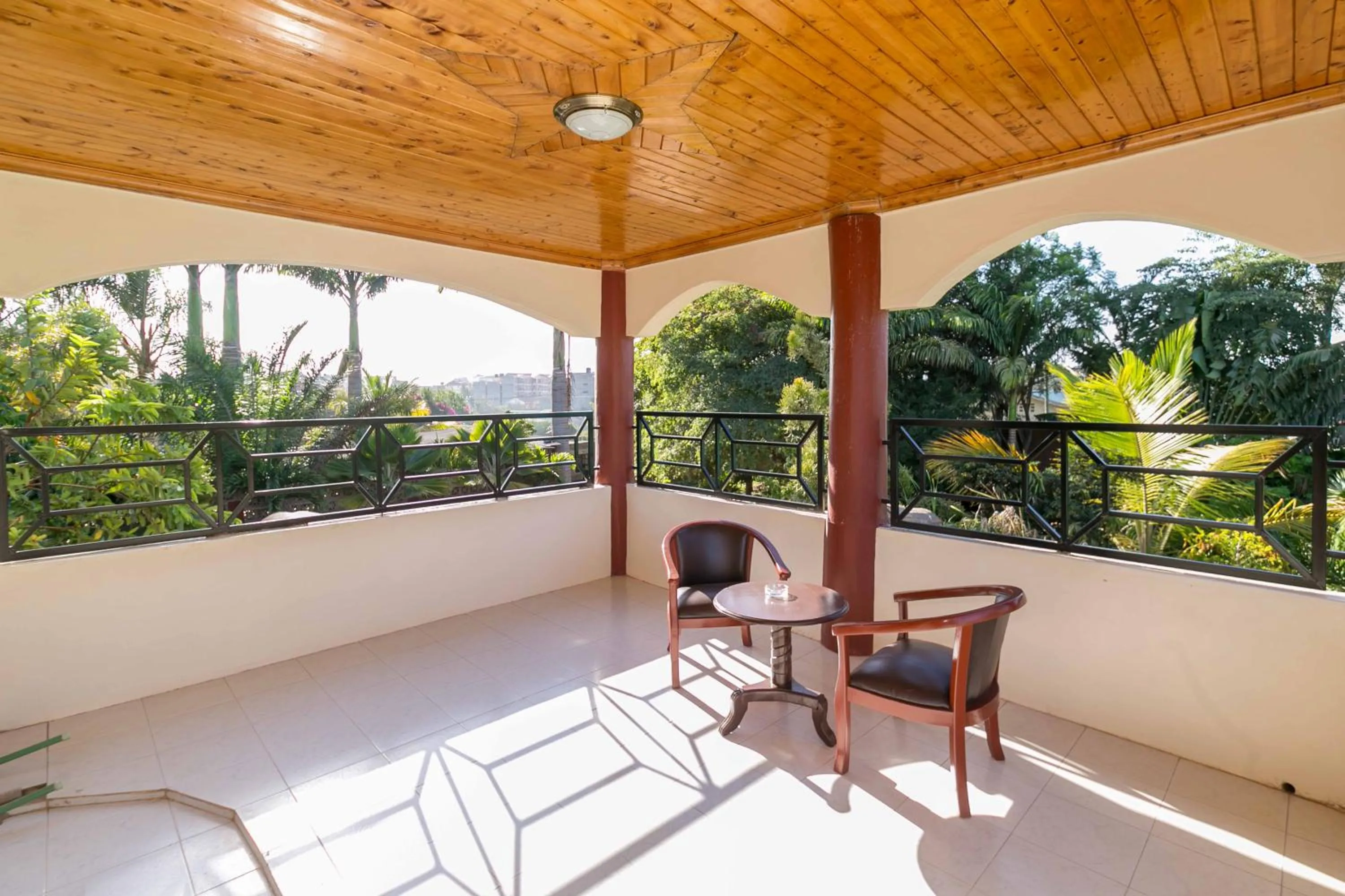 Balcony/Terrace in Fahari Gardens Hotel