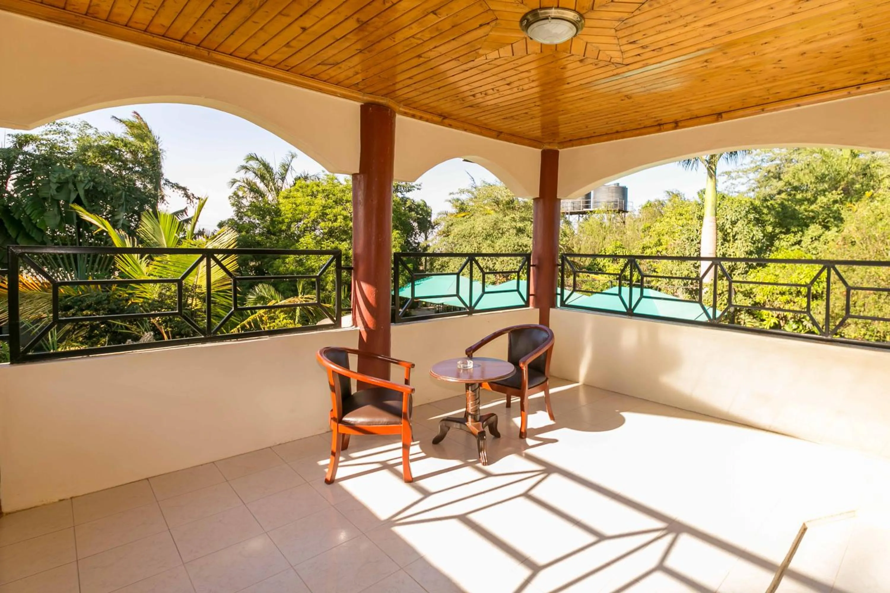 Balcony/Terrace in Fahari Gardens Hotel