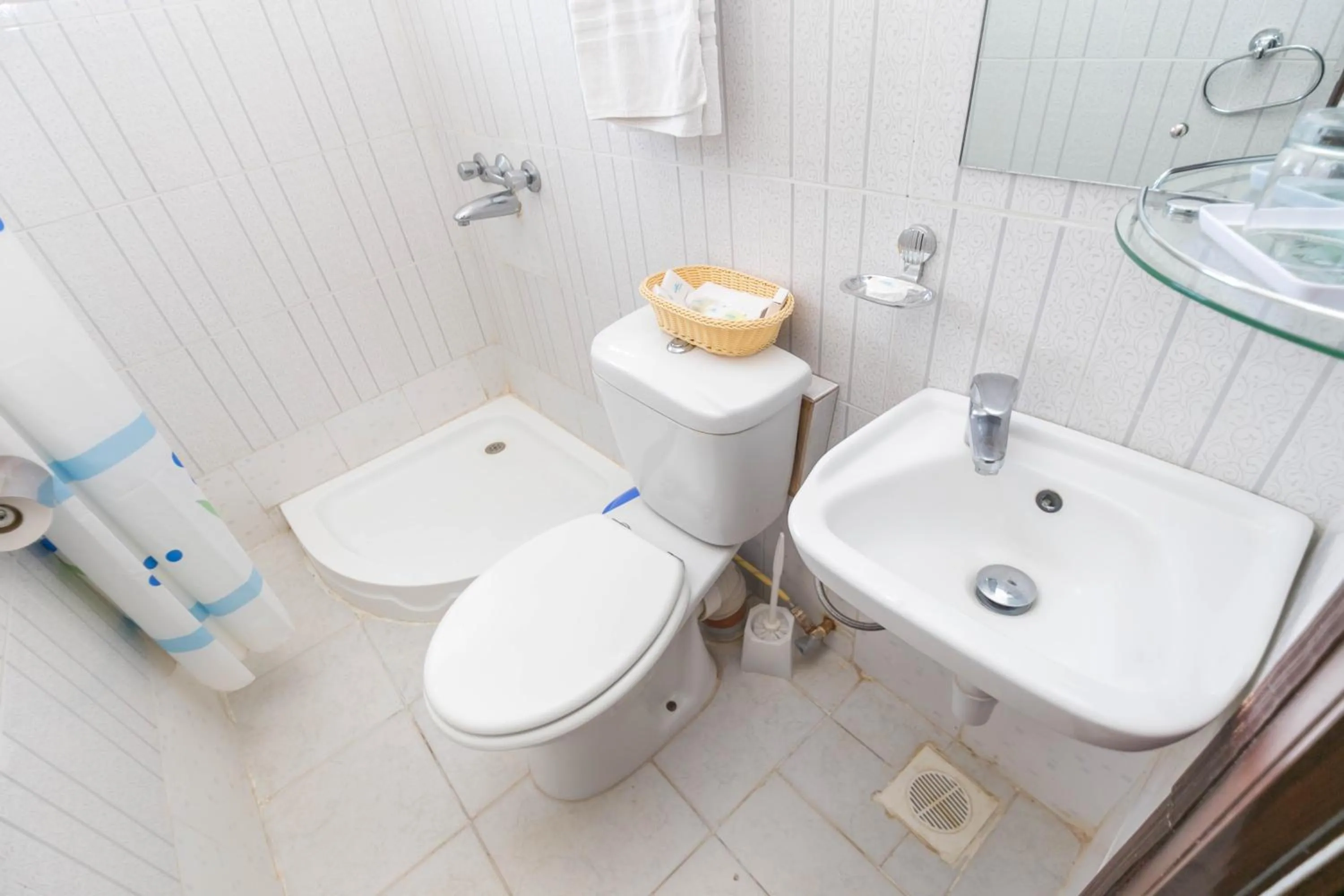 Bathroom in Fahari Gardens Hotel