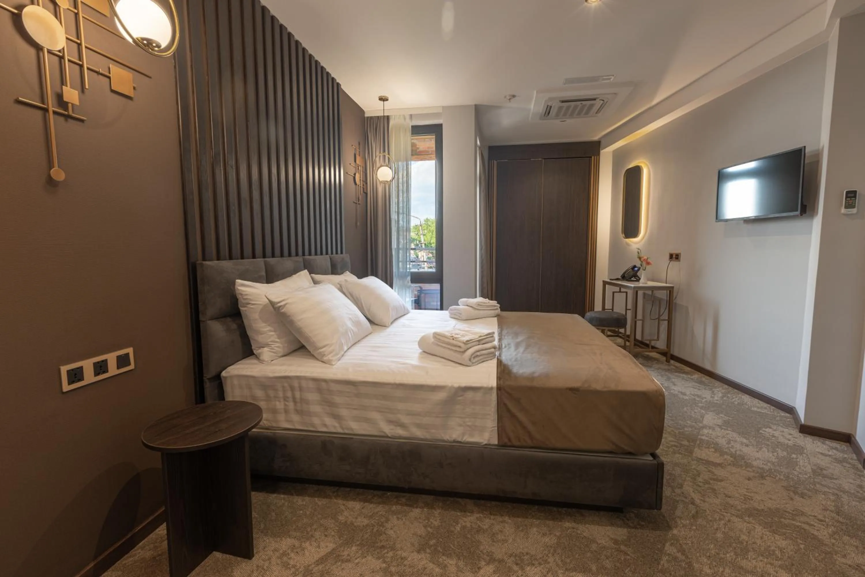 Bed in Bellevue Boutique Hotel