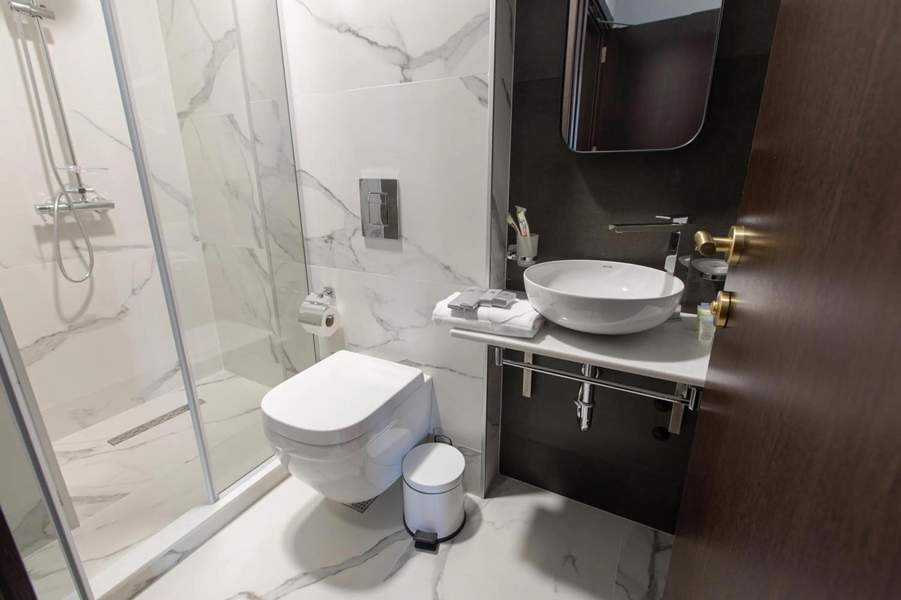 Shower in Bellevue Boutique Hotel