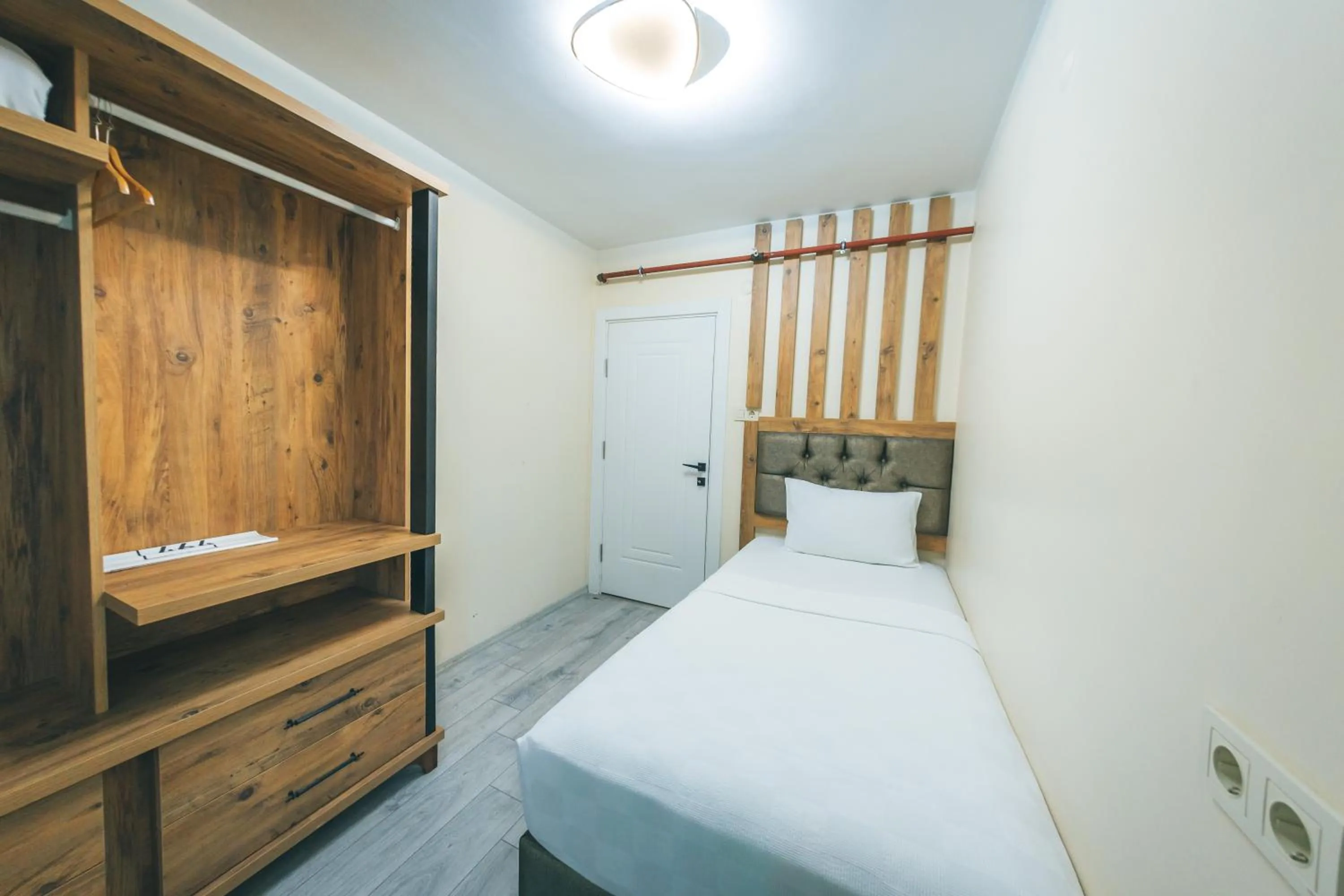 Bed in Grand 464 Otel