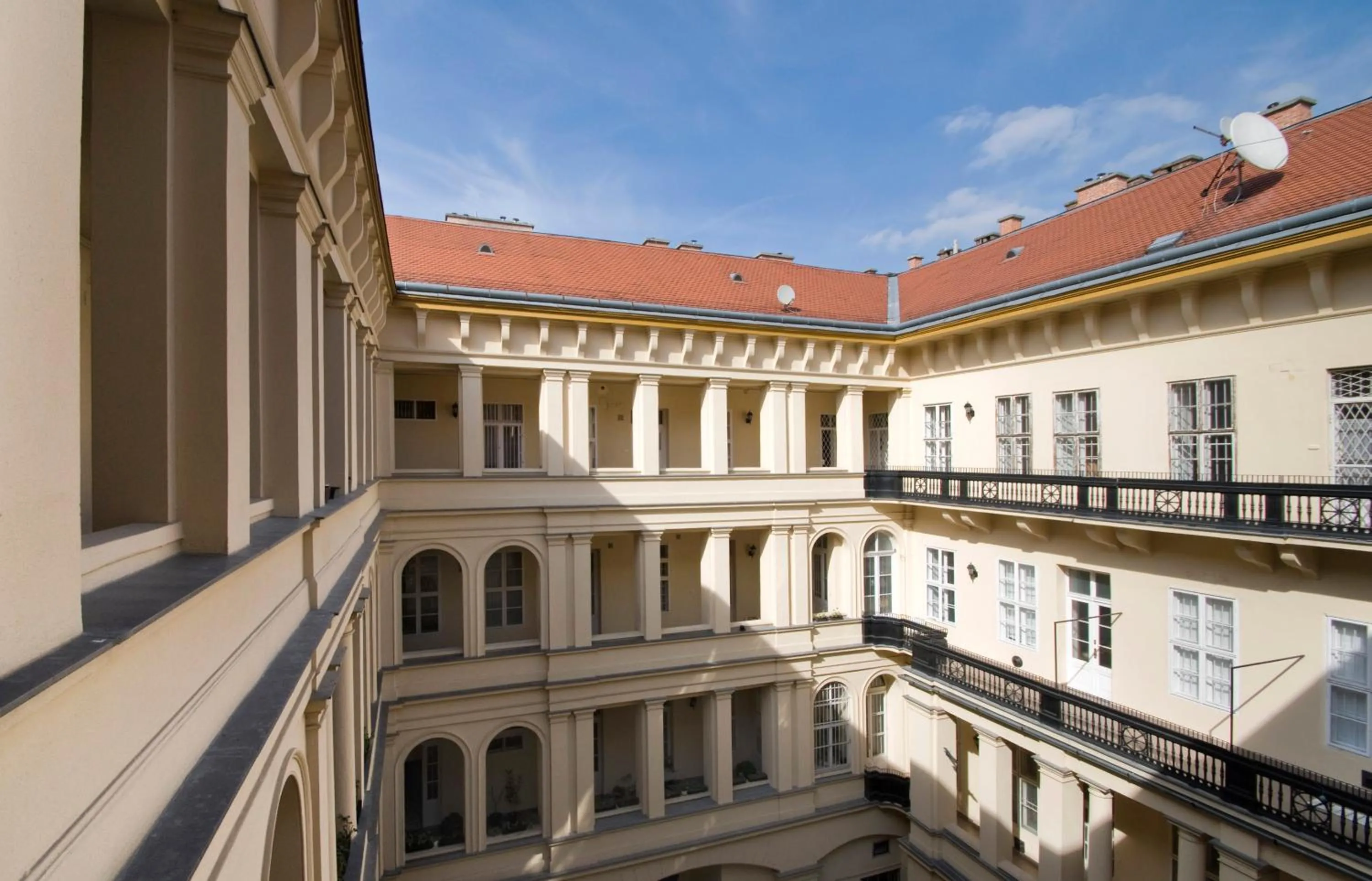Property building in NN Apartman Budapest
