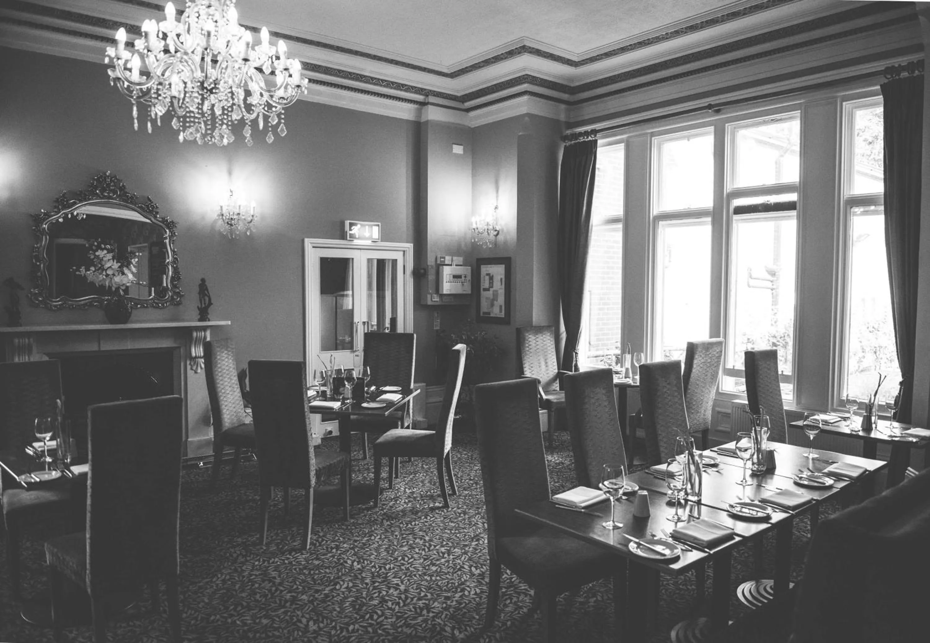 Restaurant/places to eat in Oaklands Hall Hotel Sure Hotel Collection by Best Western