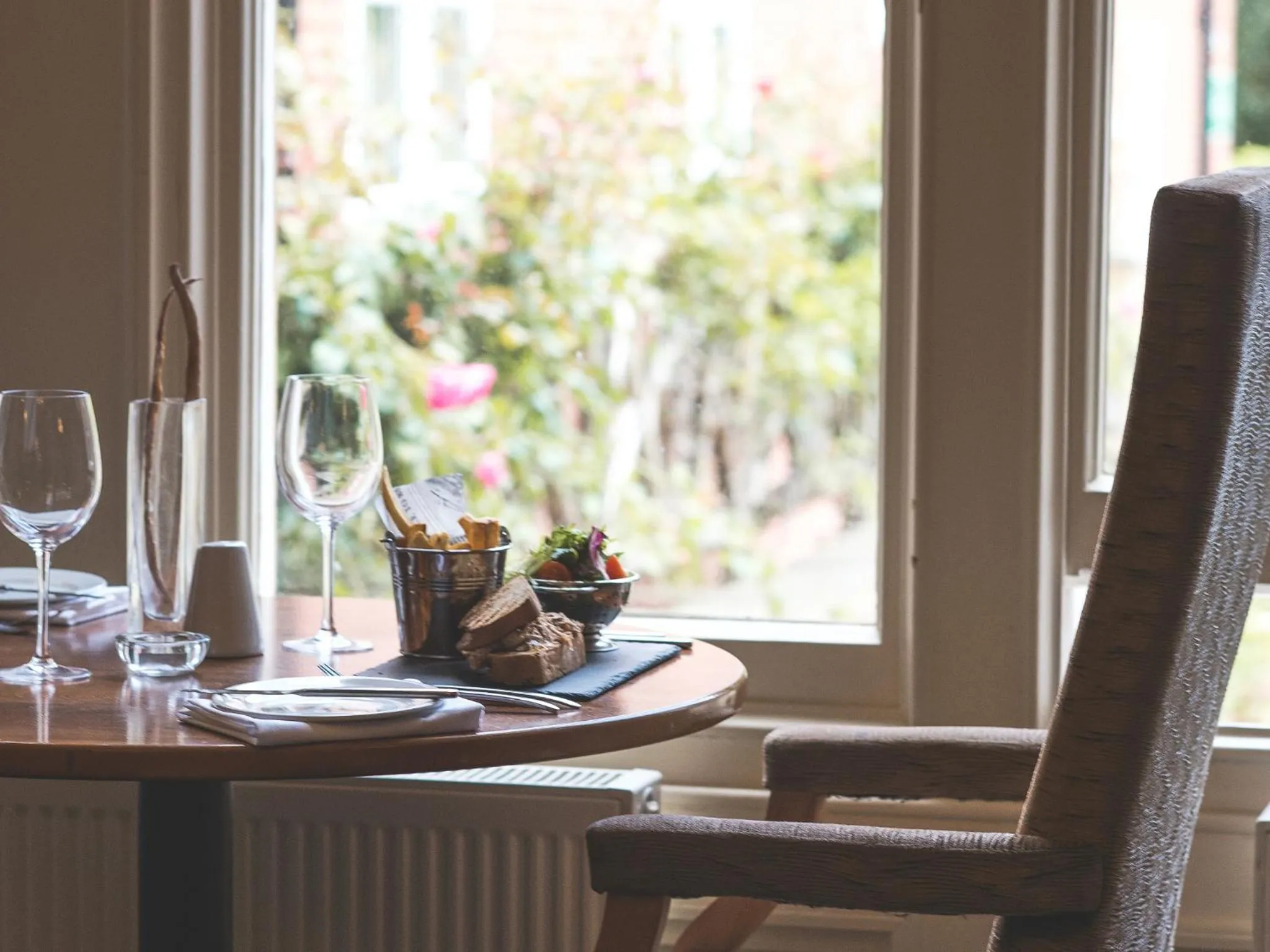 Restaurant/places to eat in Oaklands Hall Hotel Sure Hotel Collection by Best Western