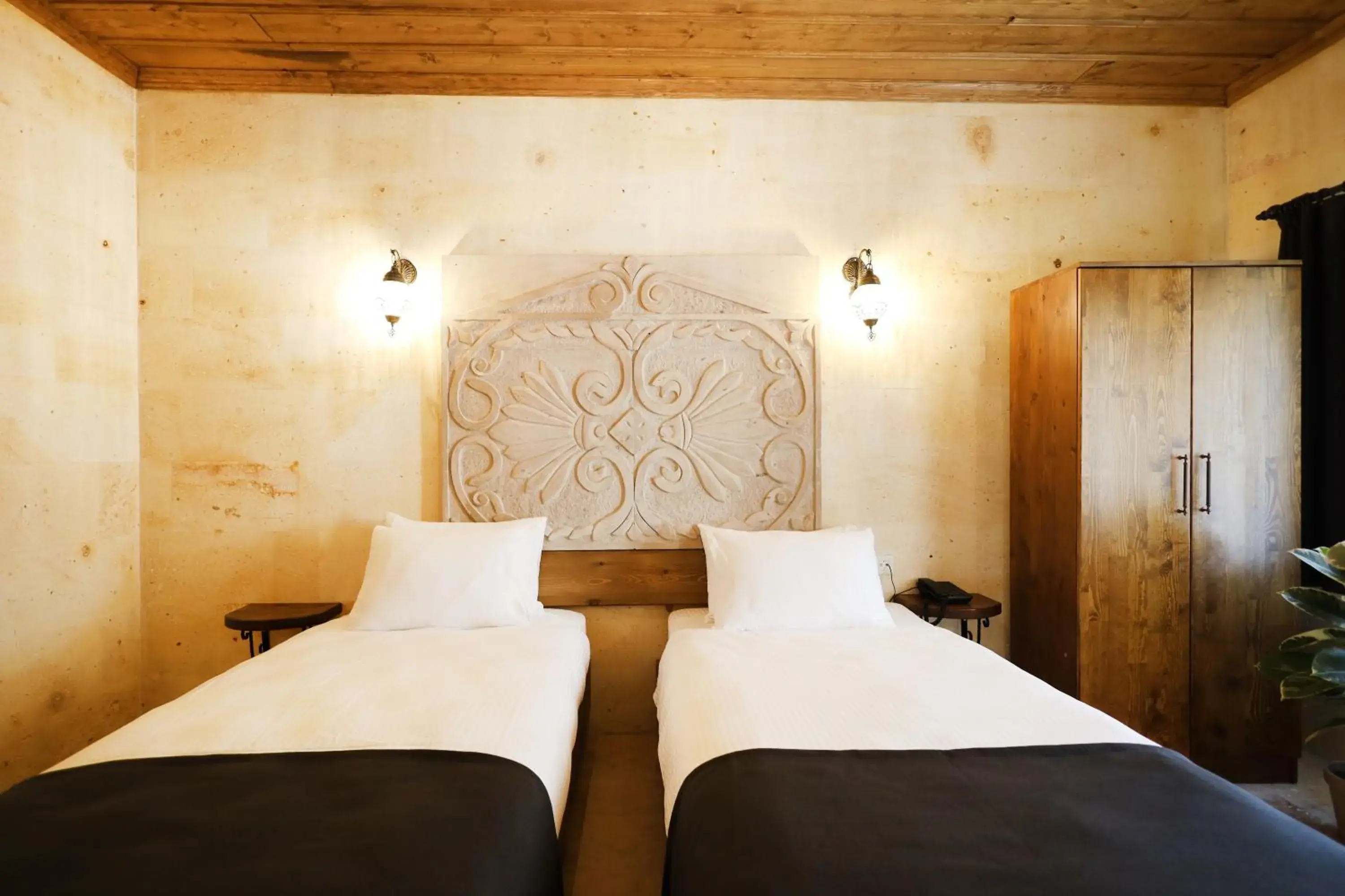 Standard Twin Room with Garden View in Rocca Stone House Standard Twin Room with Garden View in Rocca Stone House