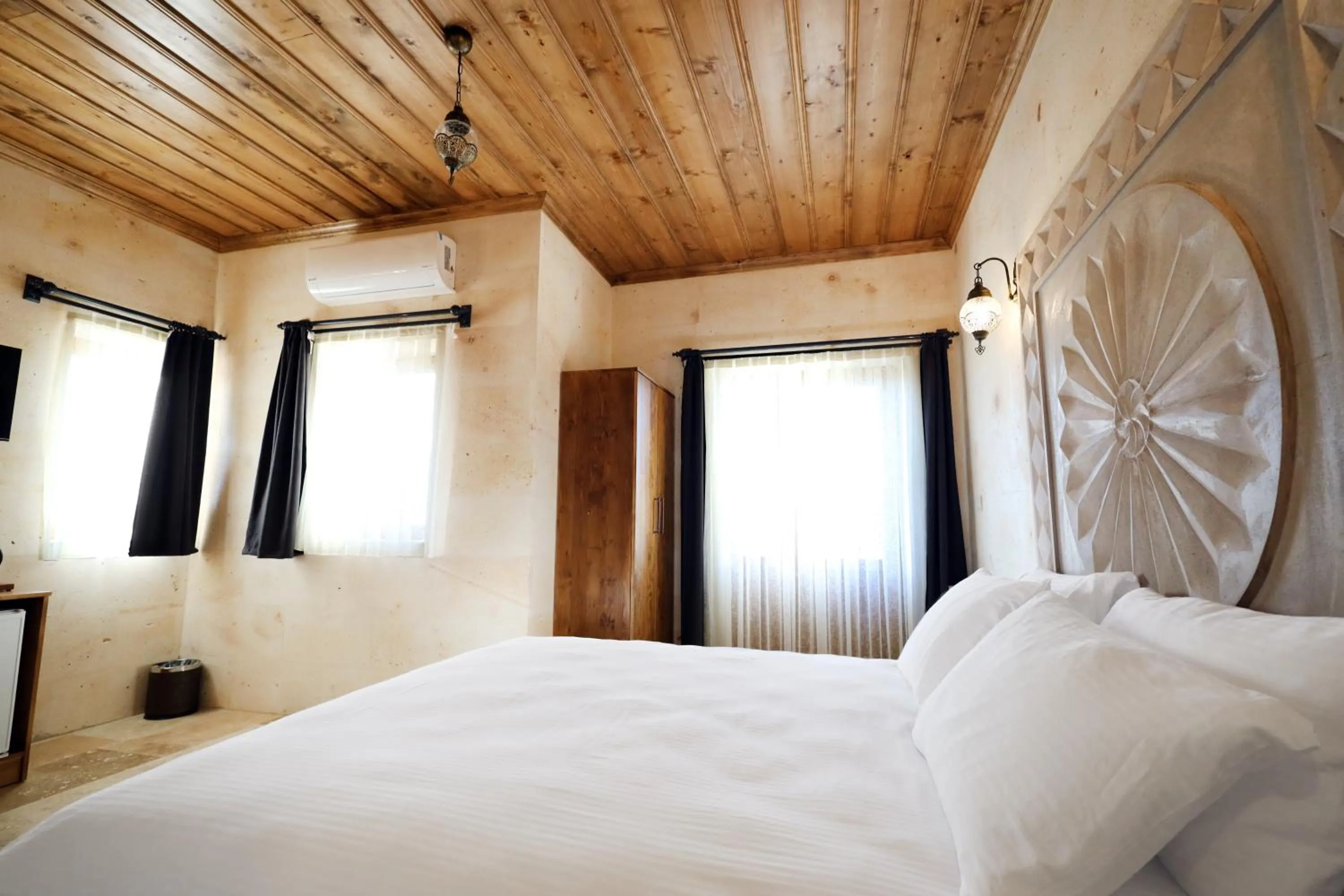 Bed in Rocca Stone House