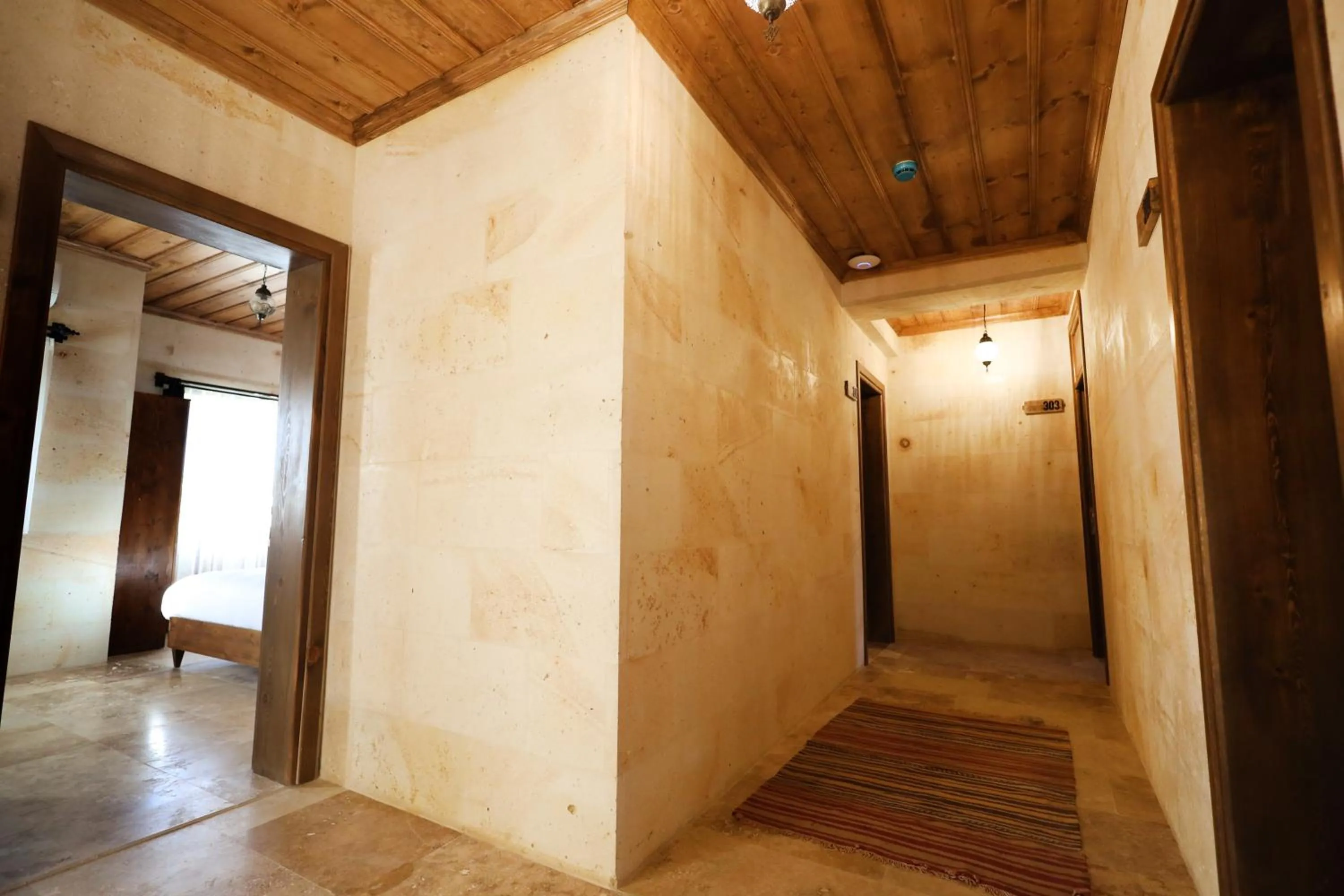 Massage in Rocca Stone House